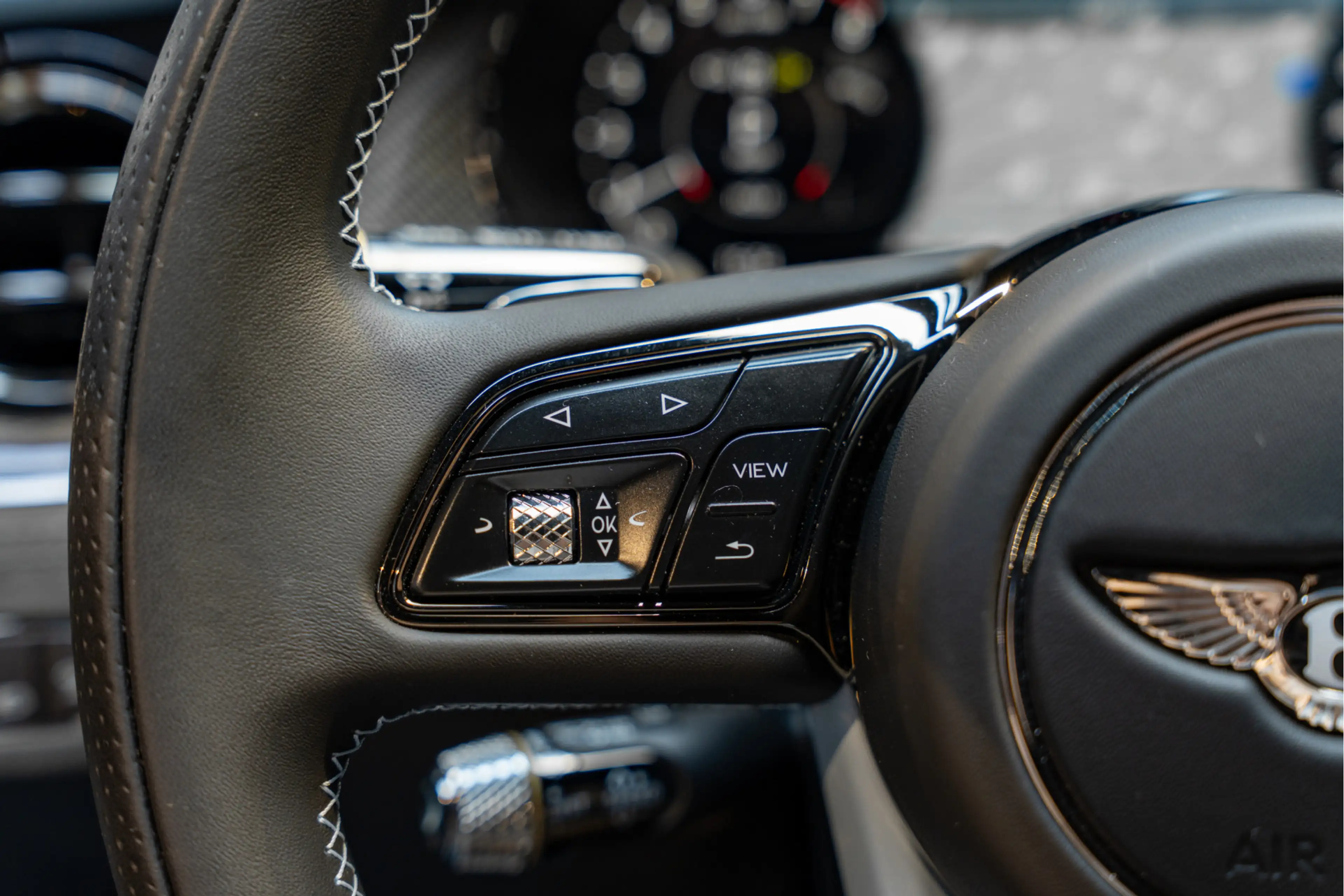 Bentley Continental GT First Edition Touring Specification 4.0 V8 Hybrid — photo 34