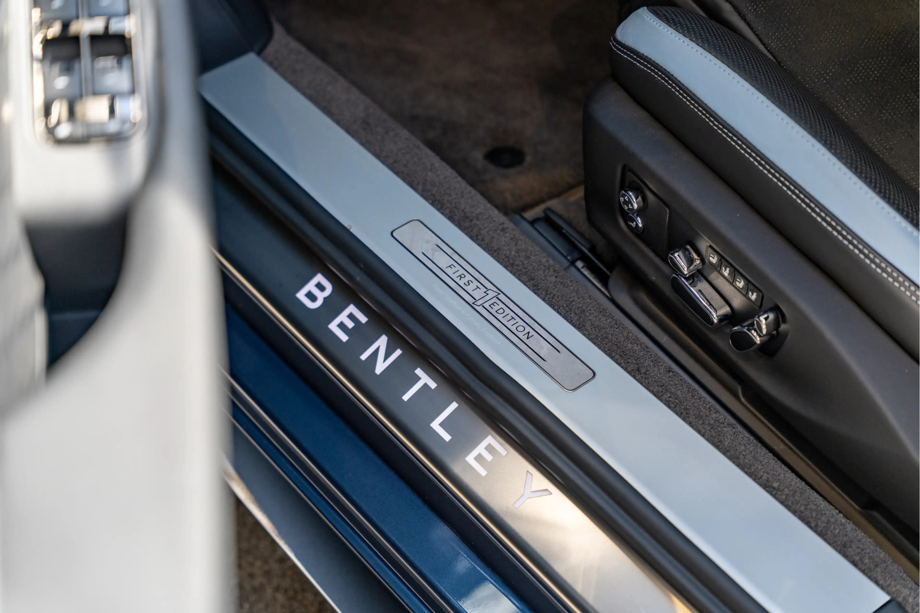 Bentley Continental GT First Edition Touring Specification 4.0 V8 Hybrid — photo 30