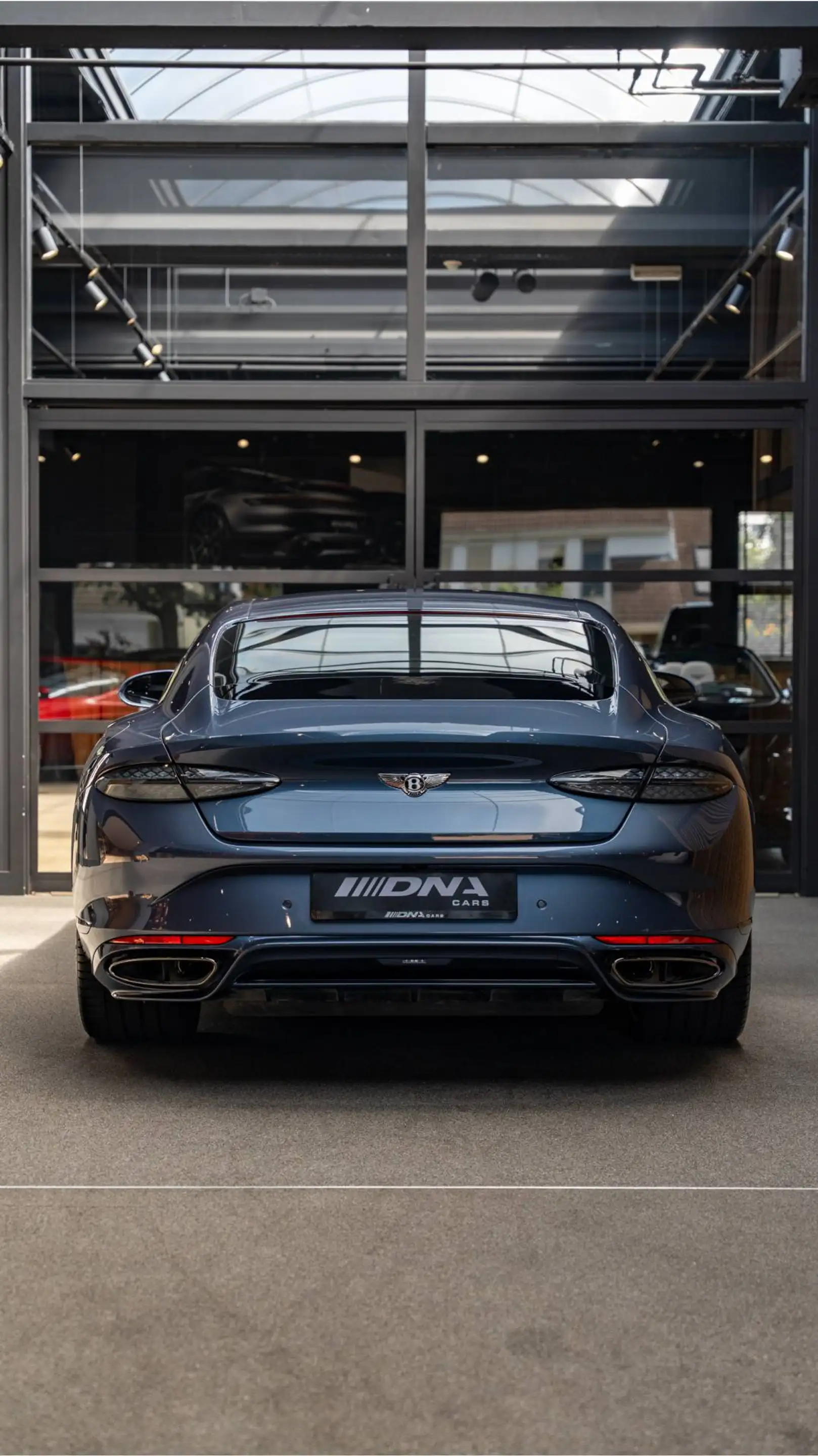 Bentley Continental GT First Edition Touring Specification 4.0 V8 Hybrid — photo 25