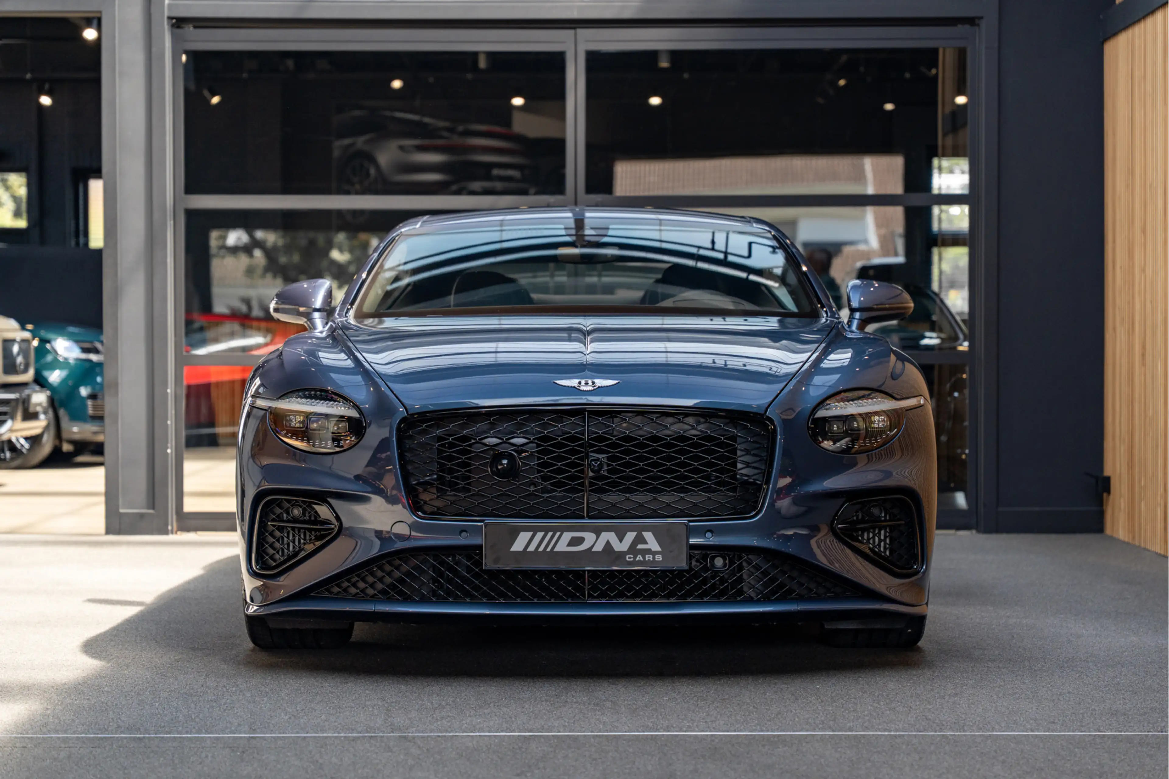 Bentley Continental GT First Edition Touring Specification 4.0 V8 Hybrid — photo 2