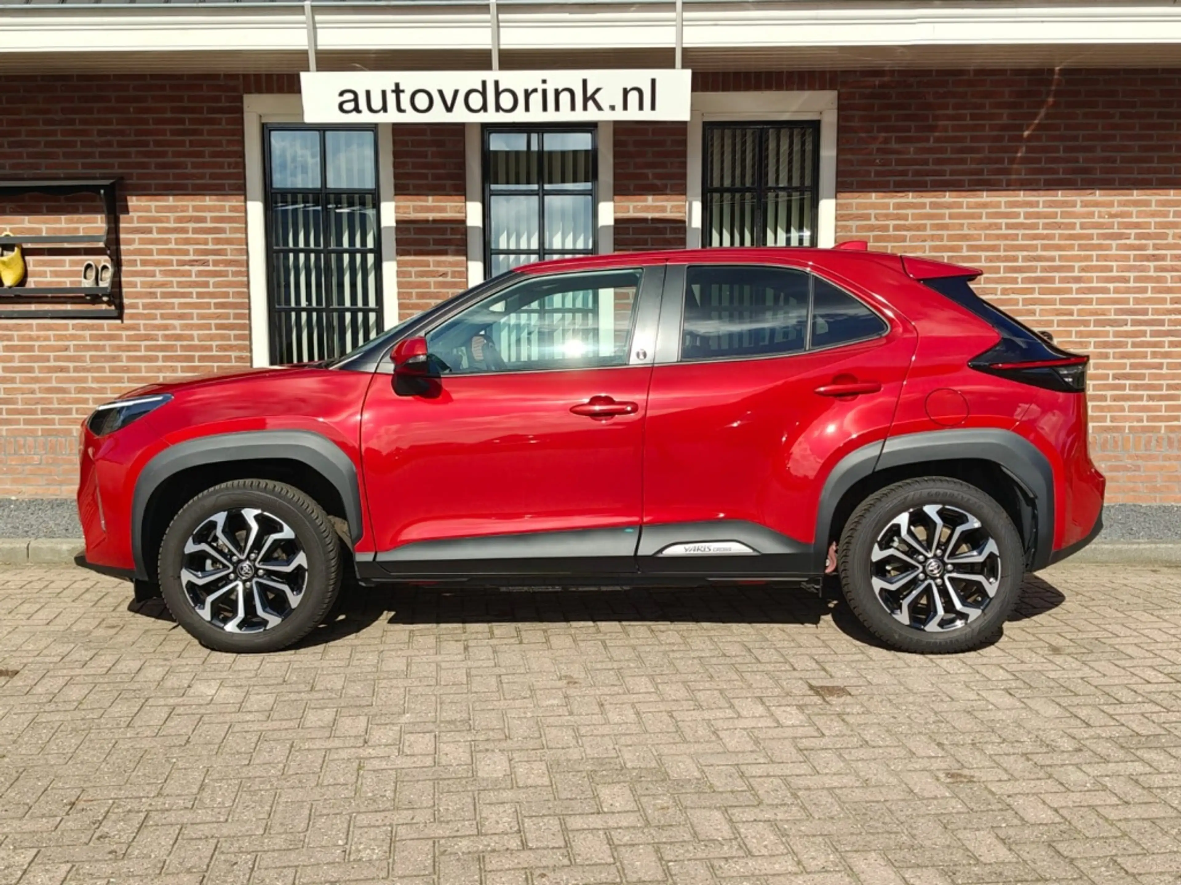 Toyota Yaris Cross 1.5 Hybrid Dynamic, STOELVERWARMING / DEALER ONDER — photo 2