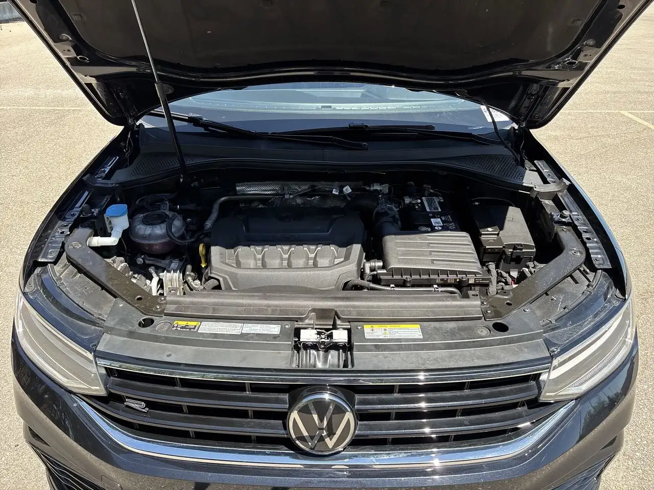 Volkswagen Tiguan снимка Volkswagen Tiguan
