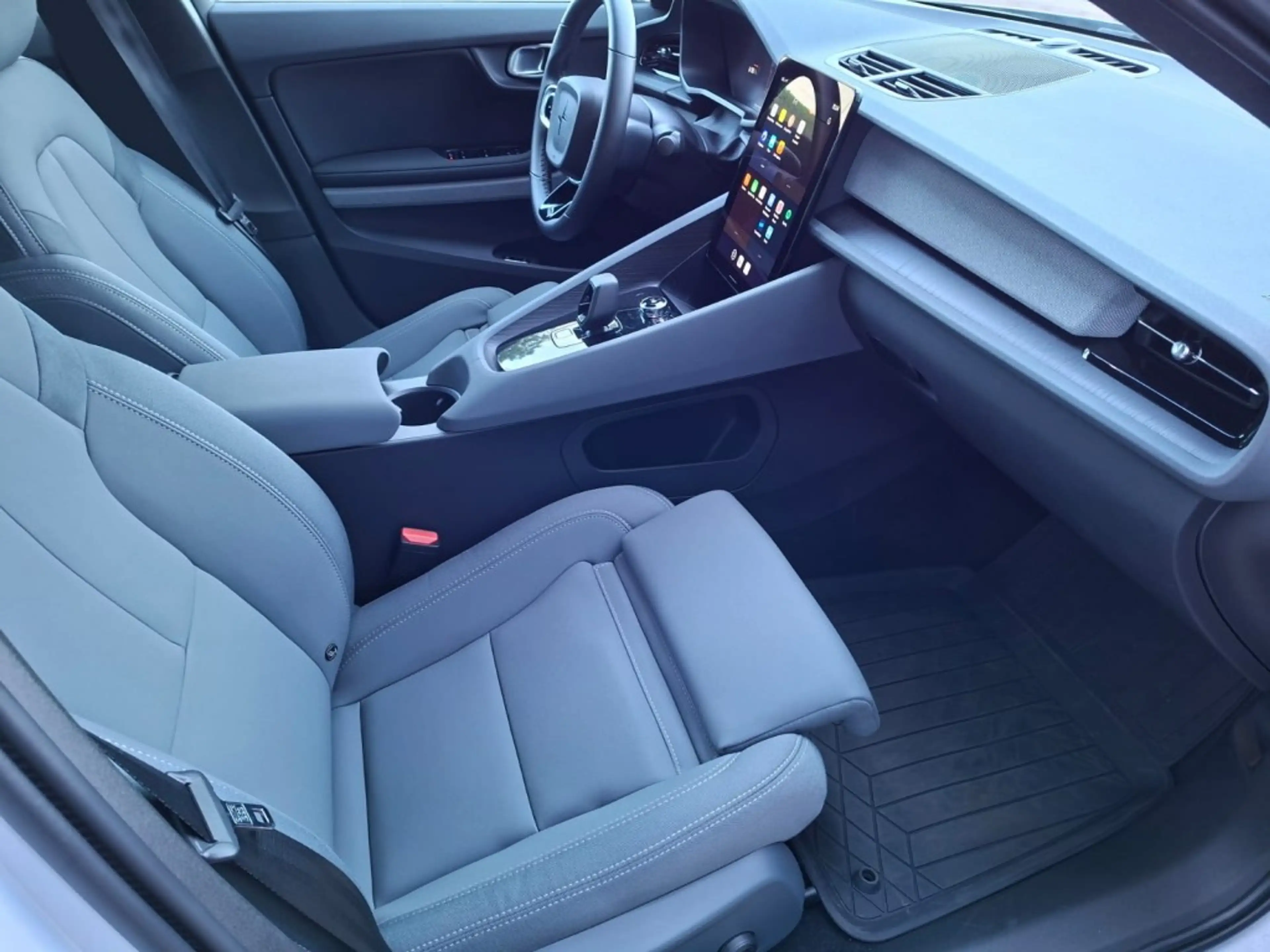 Polestar 2 SRSM 63KWH NAVI LMV PDC-CAMERA STOELVW — photo 18
