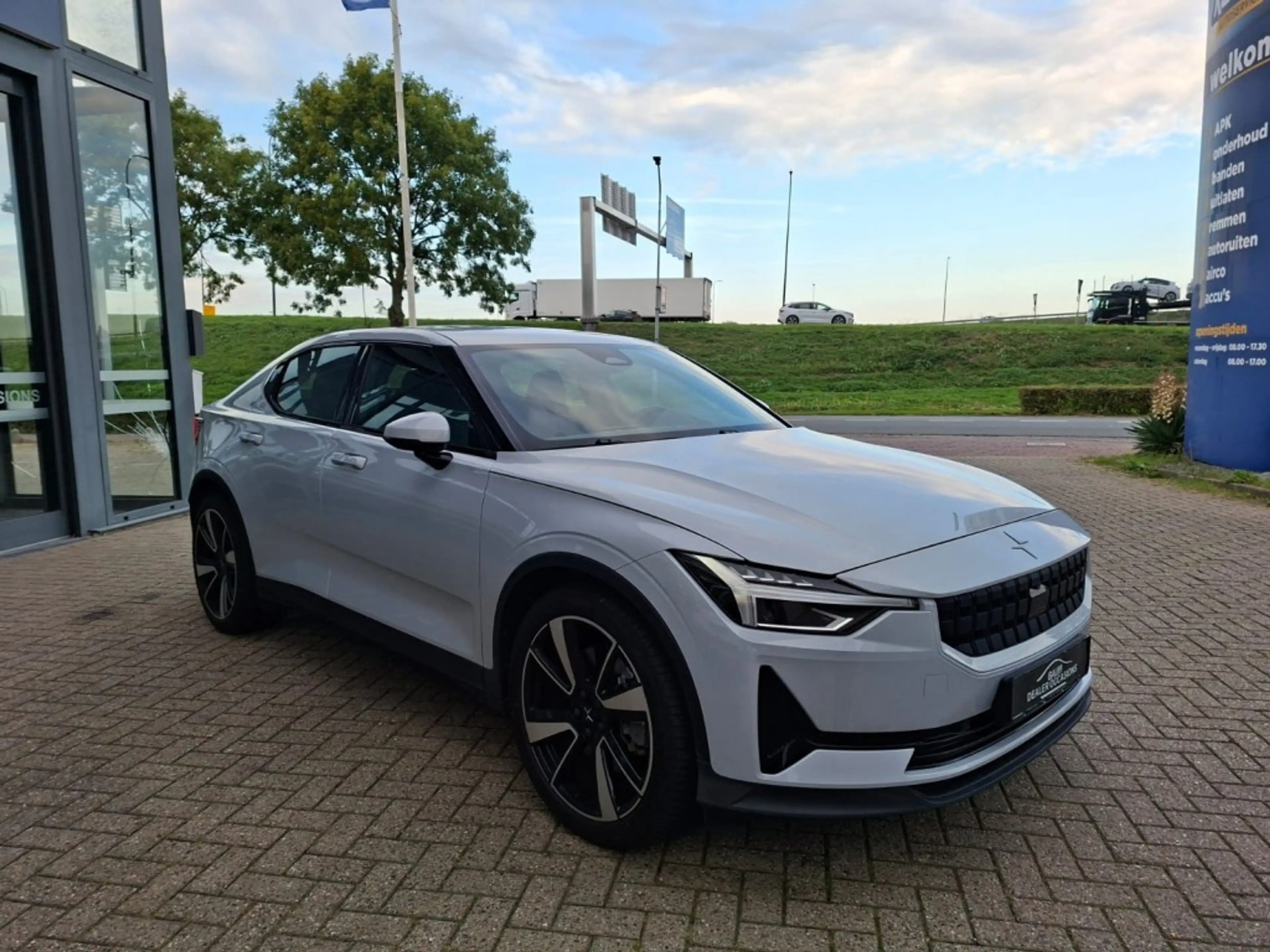 Polestar 2 SRSM 63KWH NAVI LMV PDC-CAMERA STOELVW — photo 8
