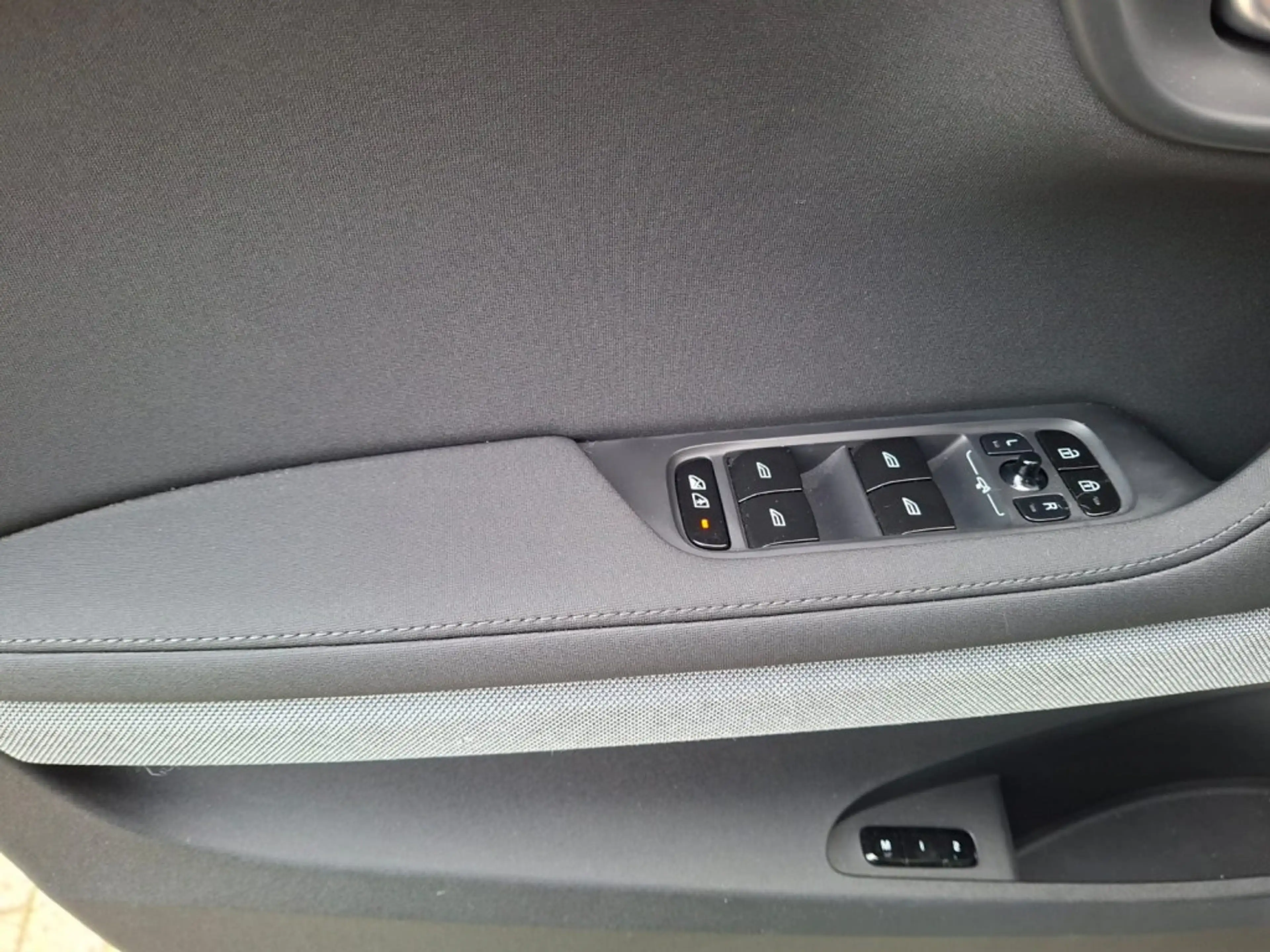 Polestar 2 SRSM 63KWH NAVI LMV PDC-CAMERA STOELVW — photo 20