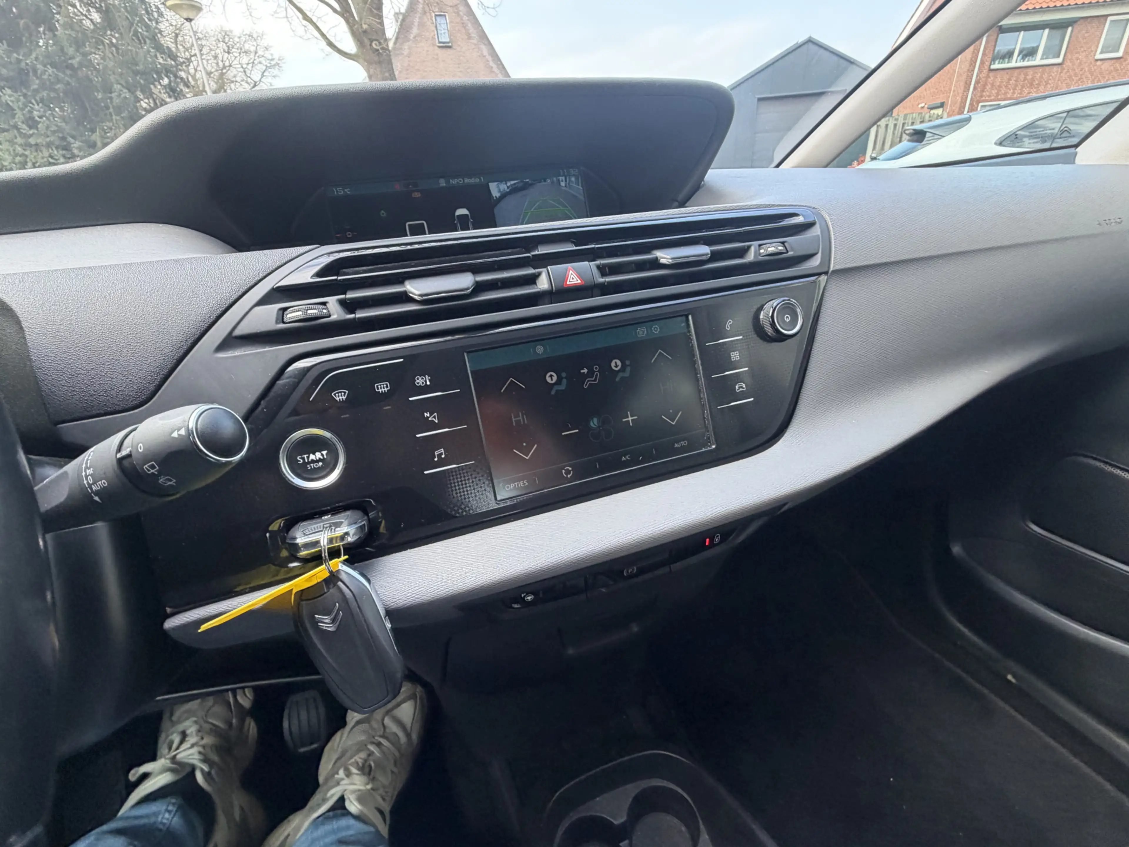 Citroen C4 Picasso 1.2 PureTech Shine Bj 2017 Hoge Zit Dealer onderho — photo 45