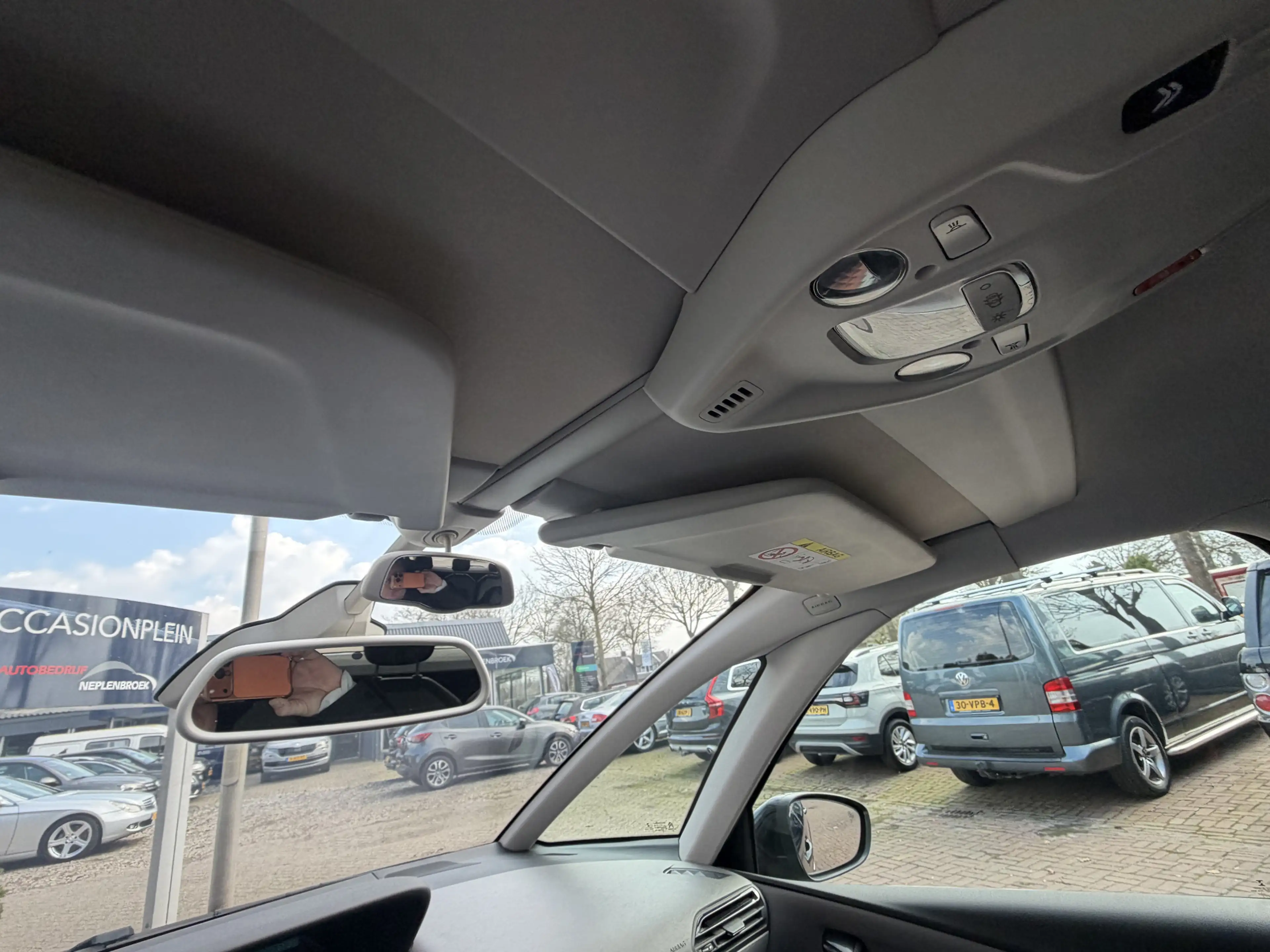 Citroen C4 Picasso 1.2 PureTech Shine Bj 2017 Hoge Zit Dealer onderho — photo 46