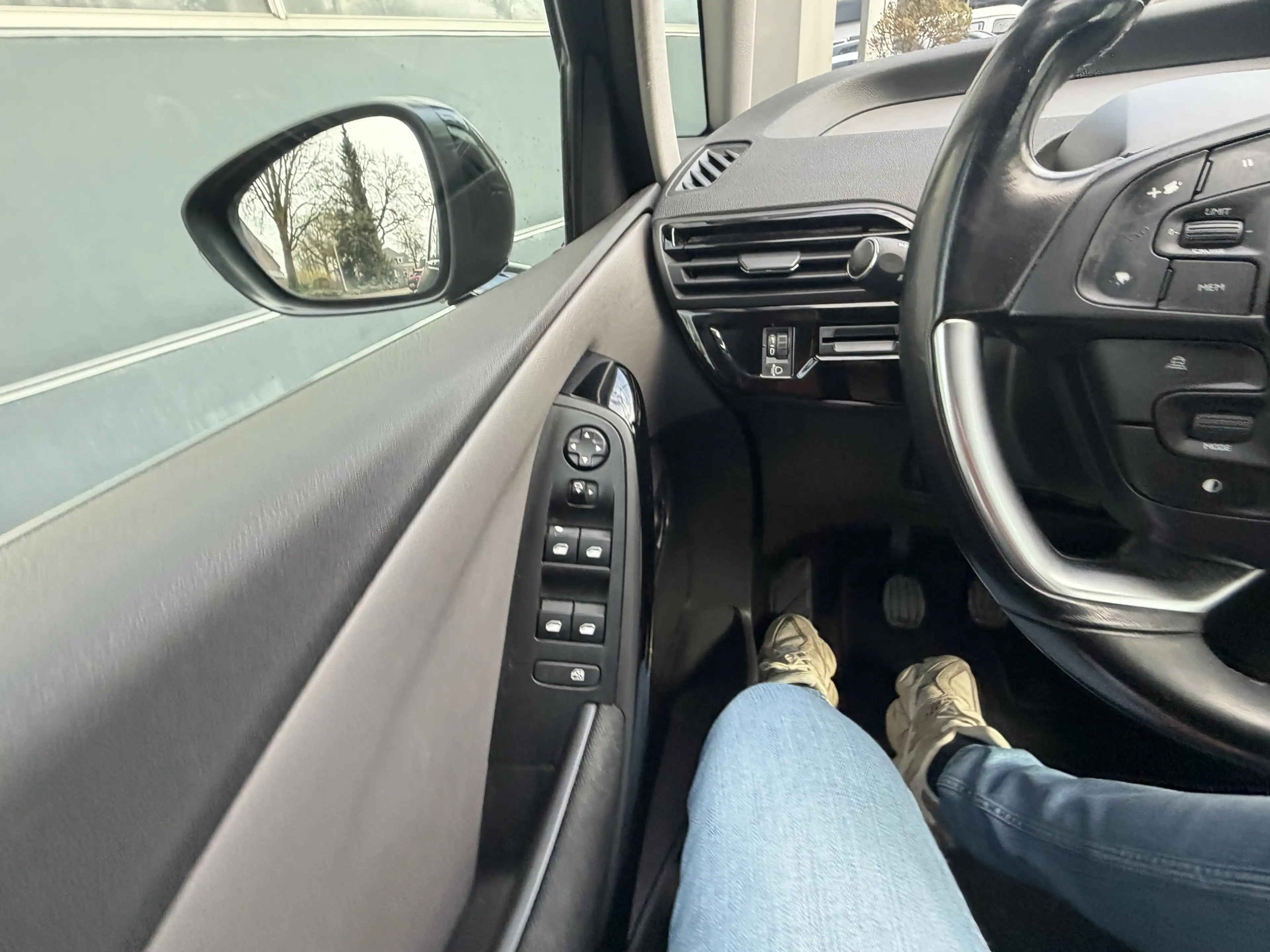 Citroen C4 Picasso 1.2 PureTech Shine Bj 2017 Hoge Zit Dealer onderho — photo 25