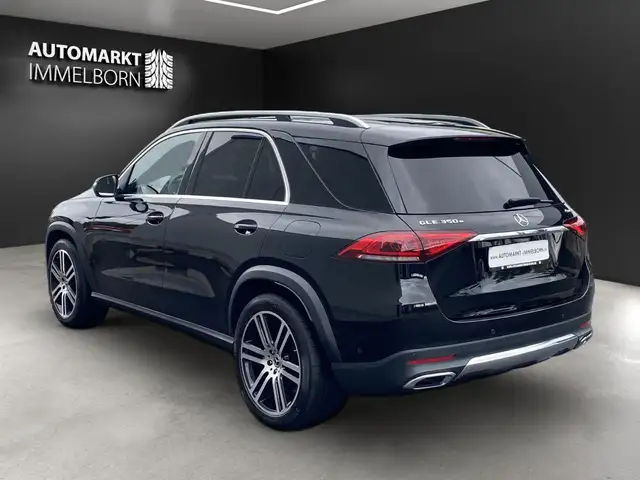 Mercedes-Benz GLE view 5