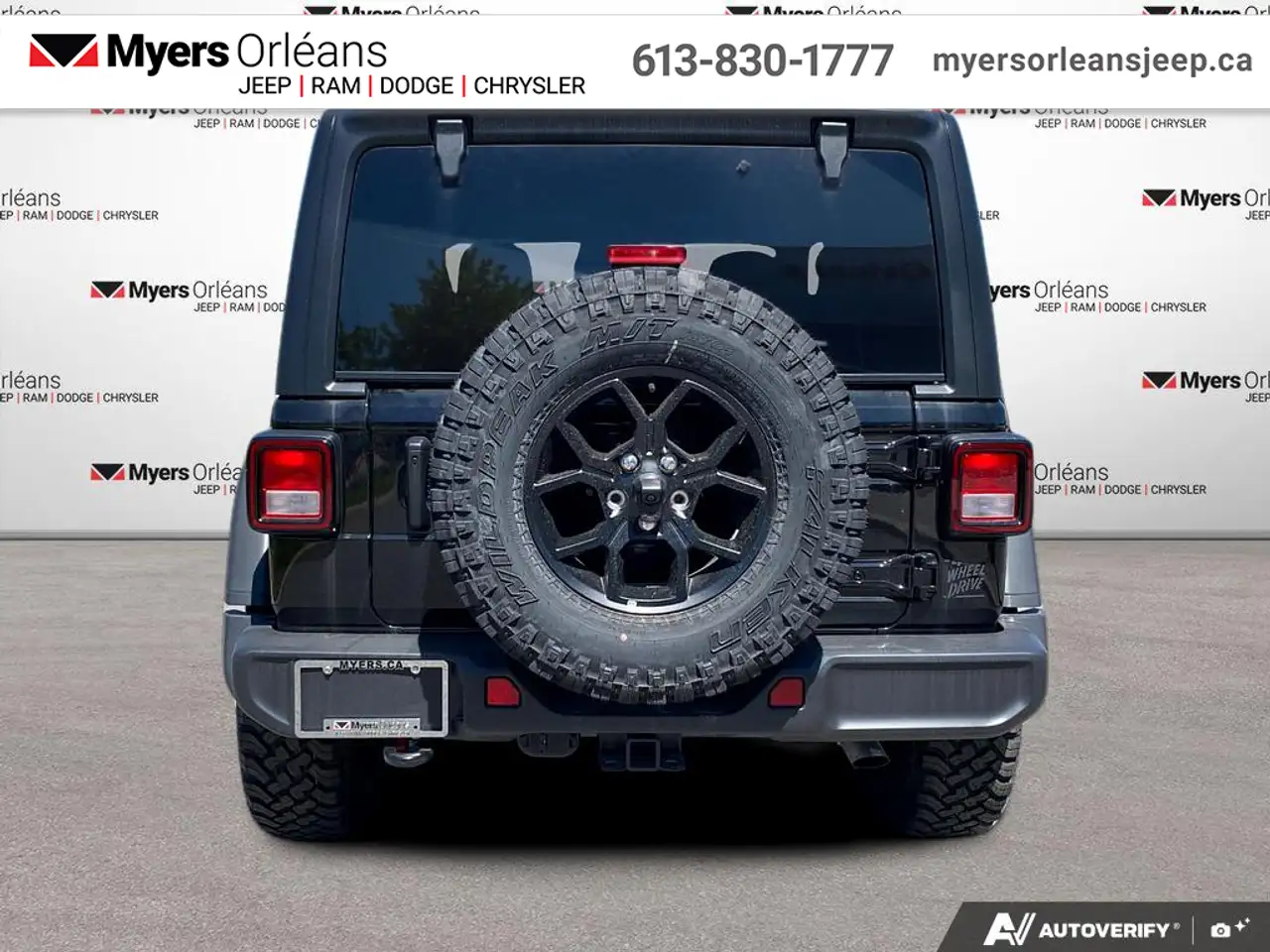 Jeep Wrangler снимка Jeep Wrangler