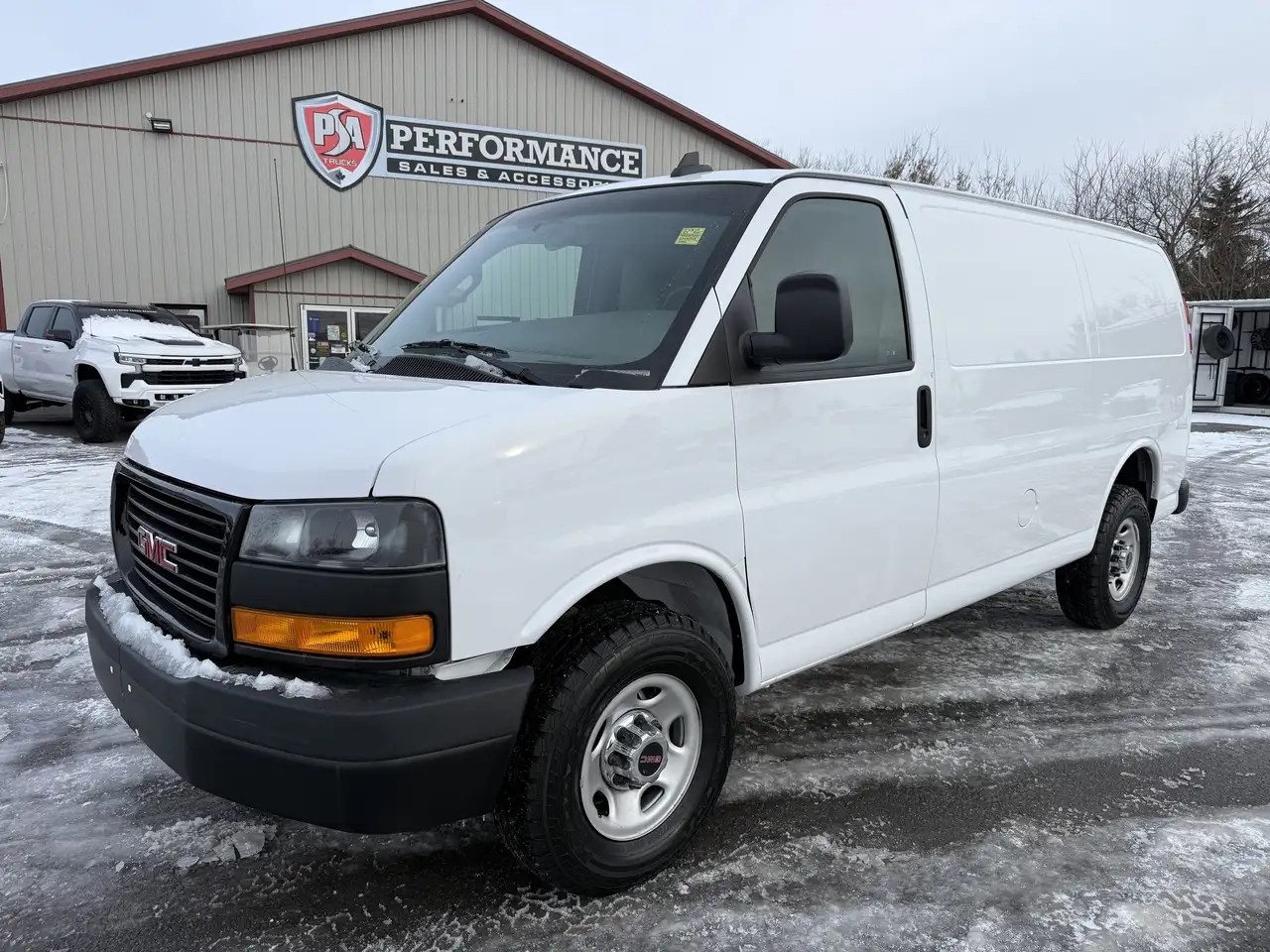 2023 GMC Savana