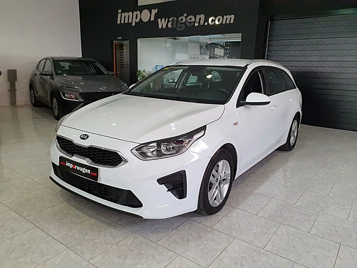 Kia Ceed / cee'd Tourer 1.6CRDi Eco-Dynamics Drive 115 Blanco - 1