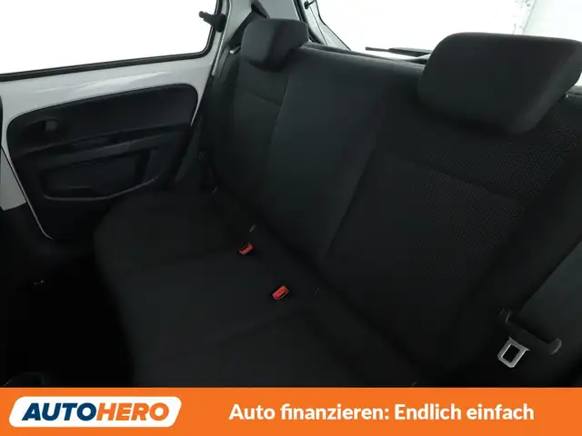 Volkswagen Up! view 14