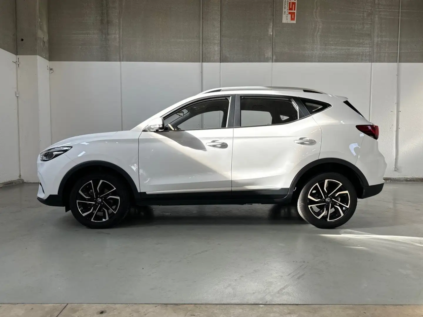 MG ZS 1.5 VTi-Tech Luxury Blanc - 2