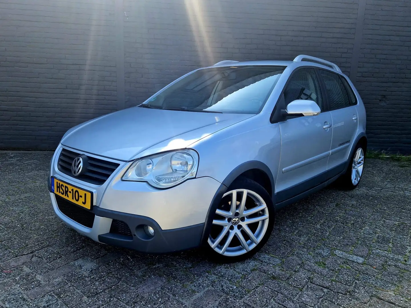 Volkswagen Polo Cross 1.4-16V Gris - 1