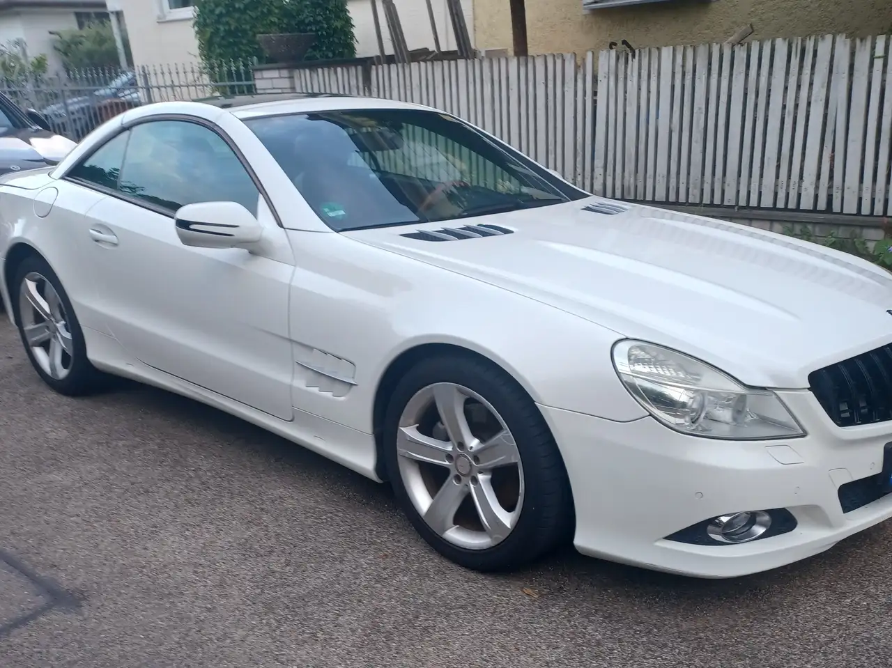 Mercedes-Benz SL 300