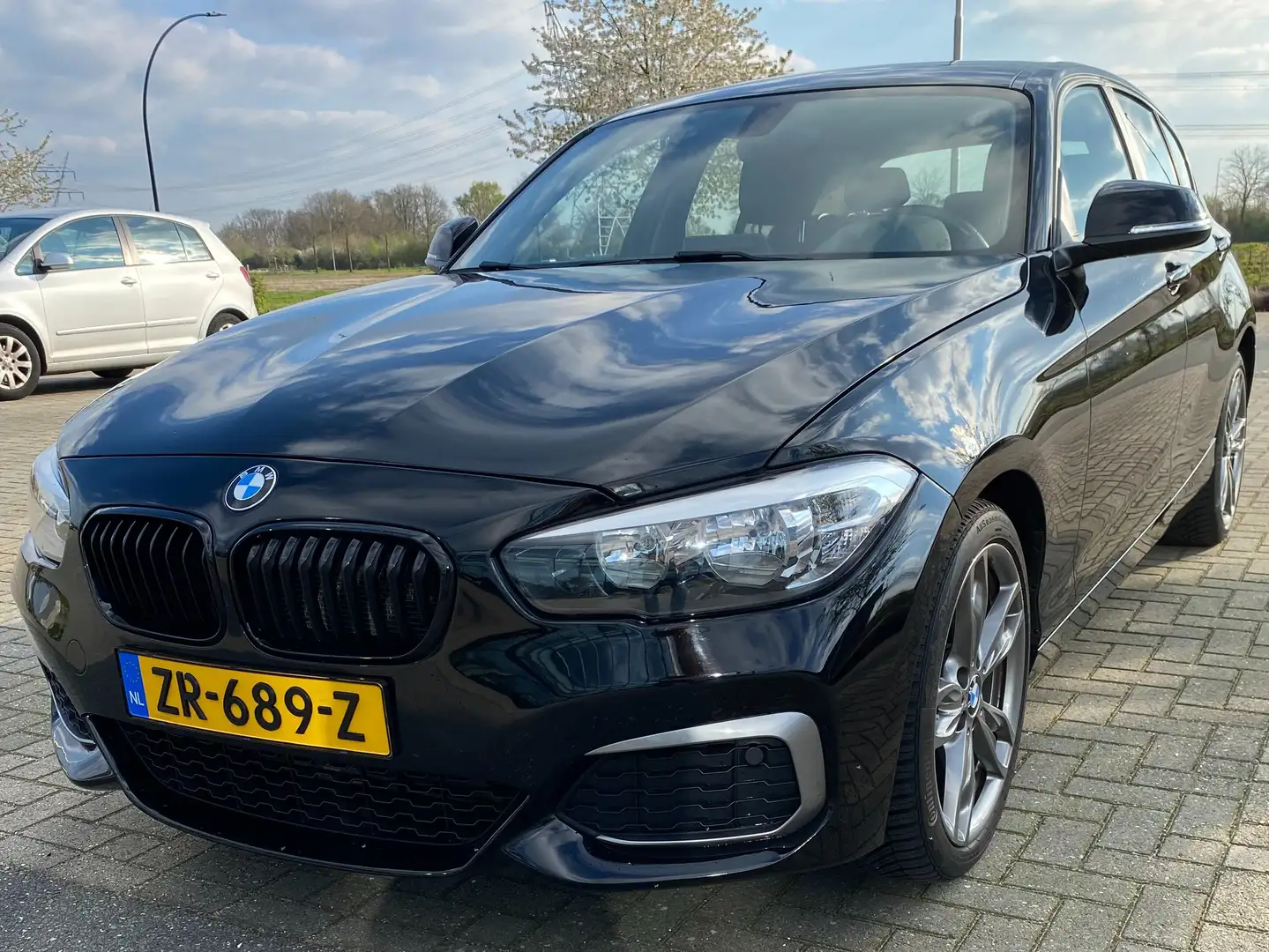 BMW 116 116i BMW 1-Serie (f20) 109pk 2016 Zwart M Sport Zwart - 1