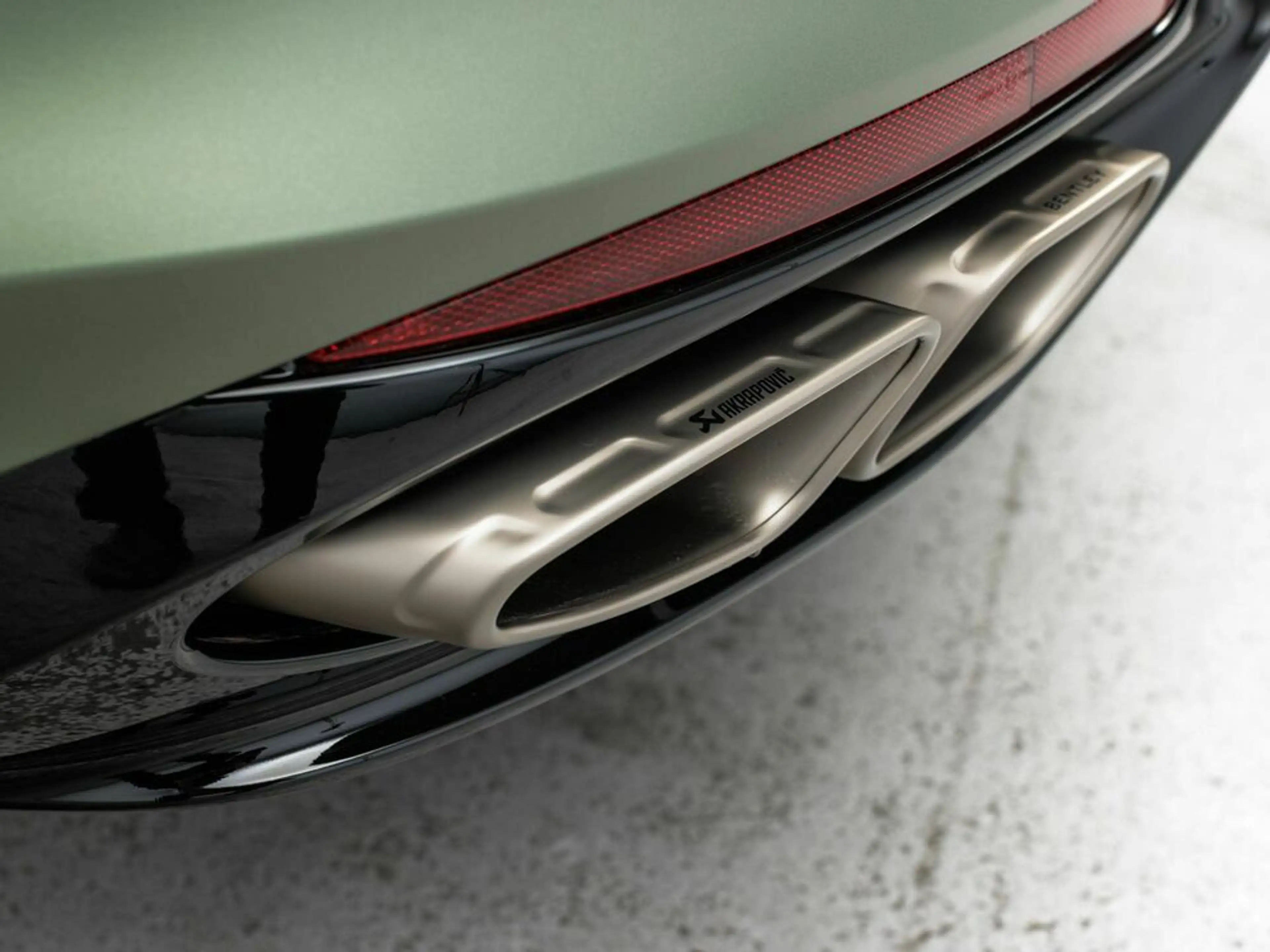 Bentley Continental Bentley GT S | V8-Hybrid — photo 12