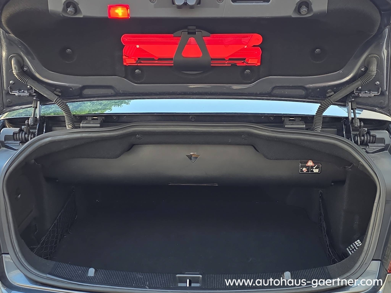 Mercedes-Benz E 400 E 400 Harman Kardon® Command-Online Navi CabrioletKomfort-Paket — photo 13