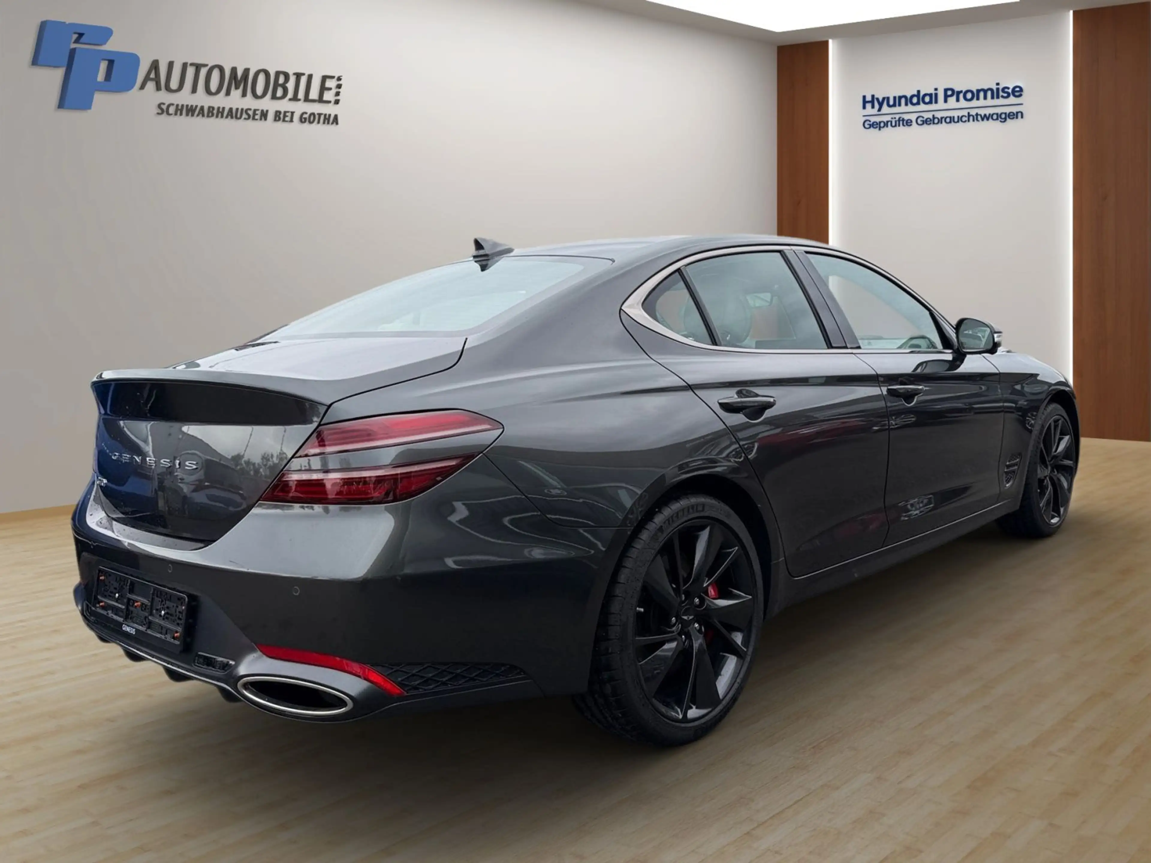 Genesis G70 2.0 T-GDi Sedan Sport 4WD Innov Glasschiebed — photo 3