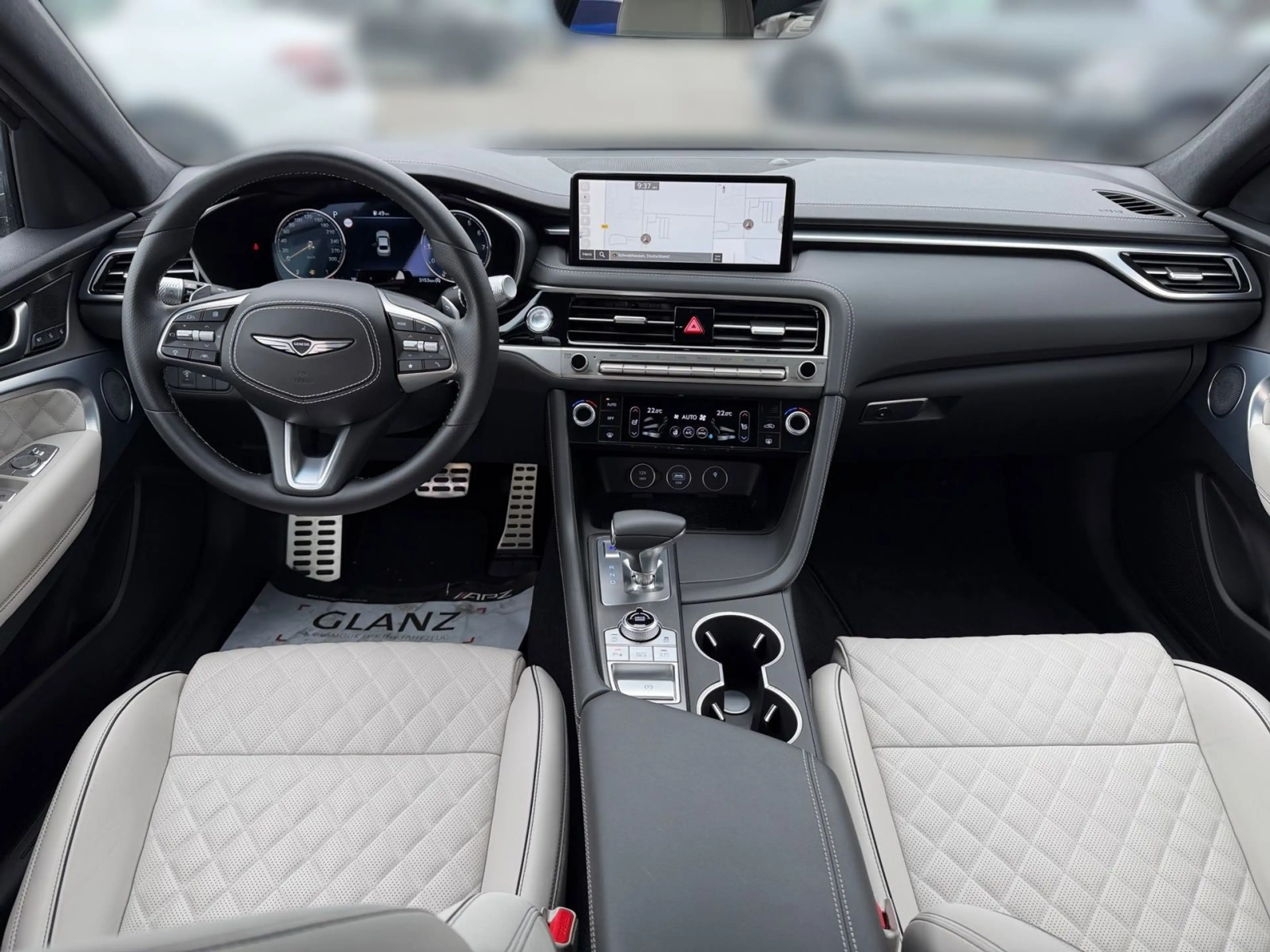 Genesis G70 2.0 T-GDi Sedan Sport 4WD Innov Glasschiebed — photo 11