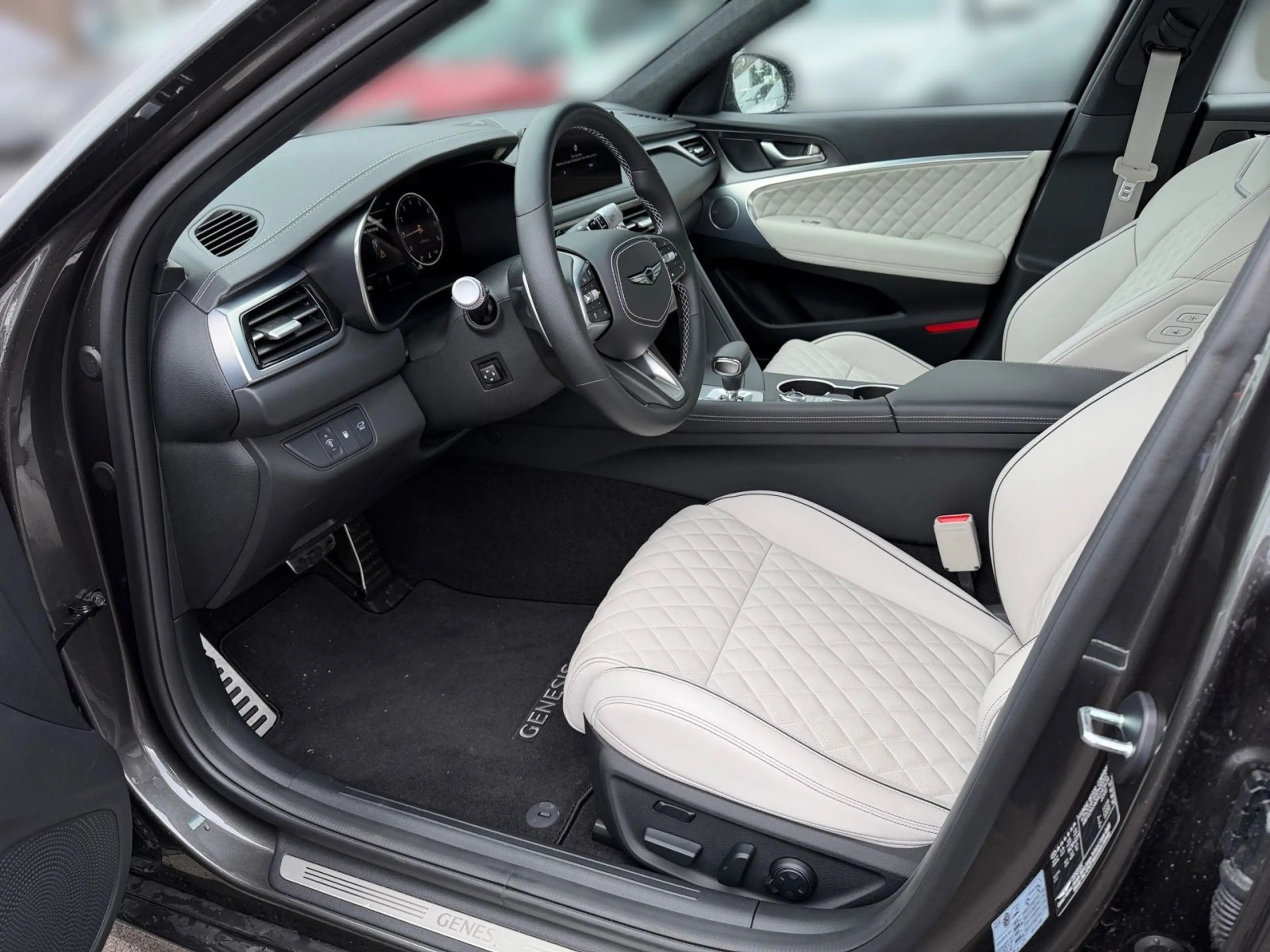 Genesis G70 2.0 T-GDi Sedan Sport 4WD Innov Glasschiebed — photo 7
