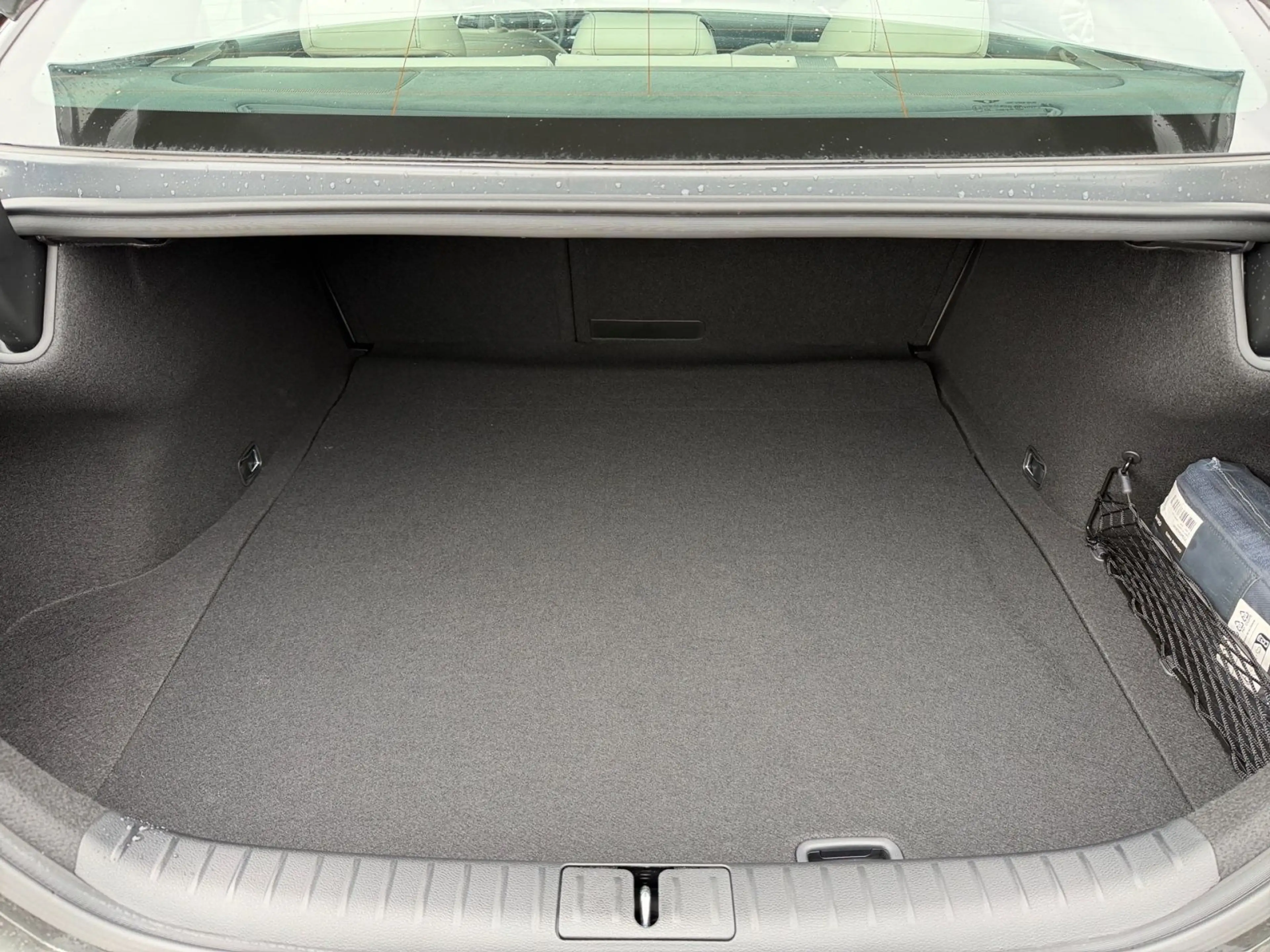 Genesis G70 2.0 T-GDi Sedan Sport 4WD Innov Glasschiebed — photo 12