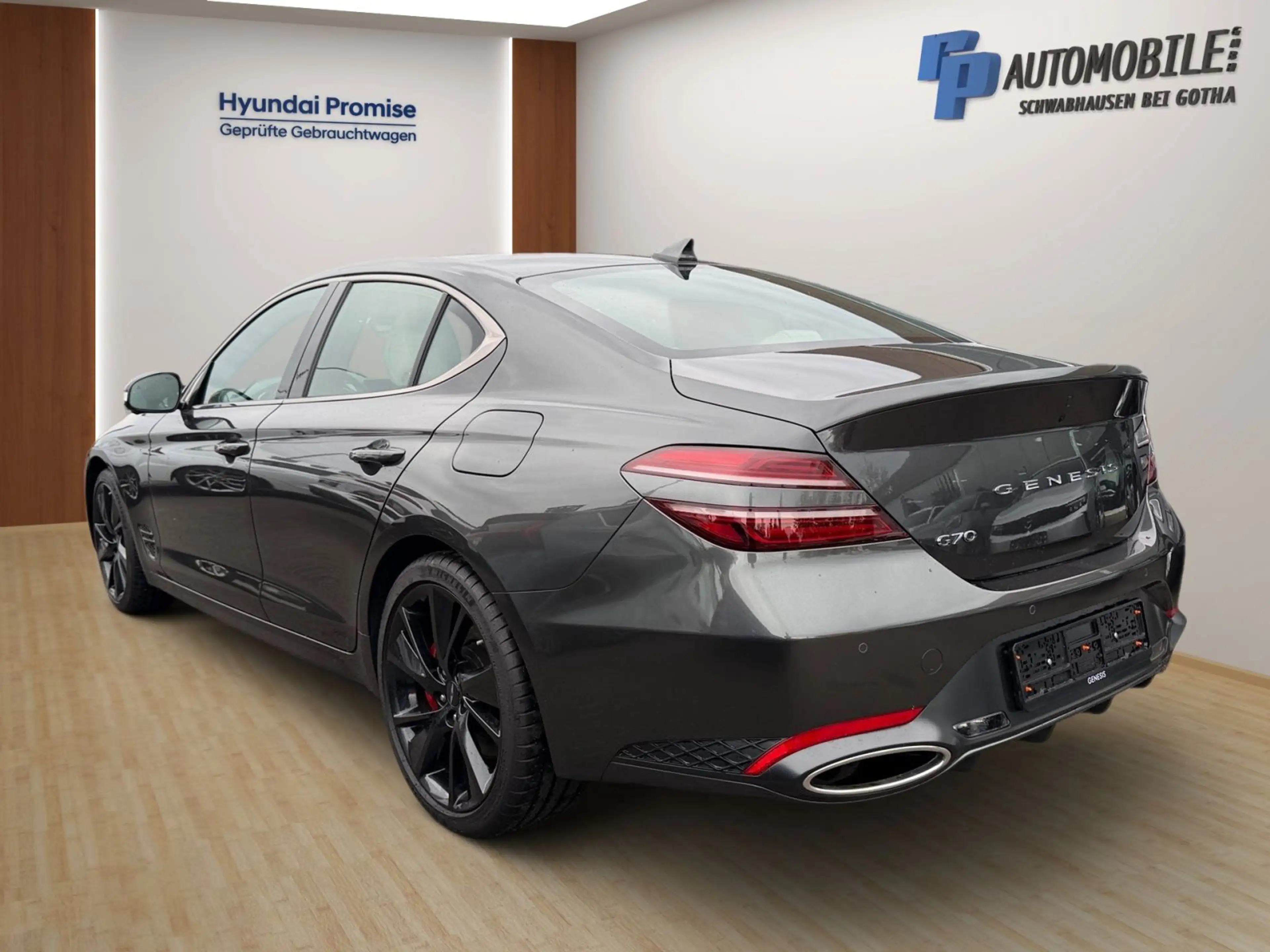 Genesis G70 2.0 T-GDi Sedan Sport 4WD Innov Glasschiebed — photo 4