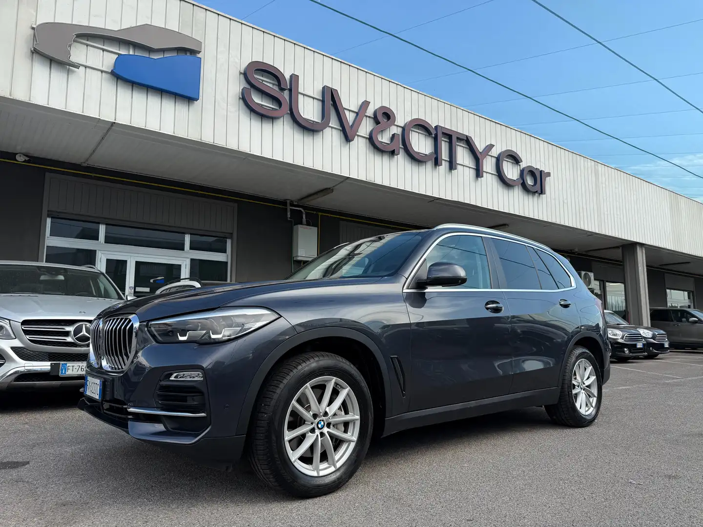 BMW X5 X5  xdrive40i SERVICE IN BMW Grigio - 1