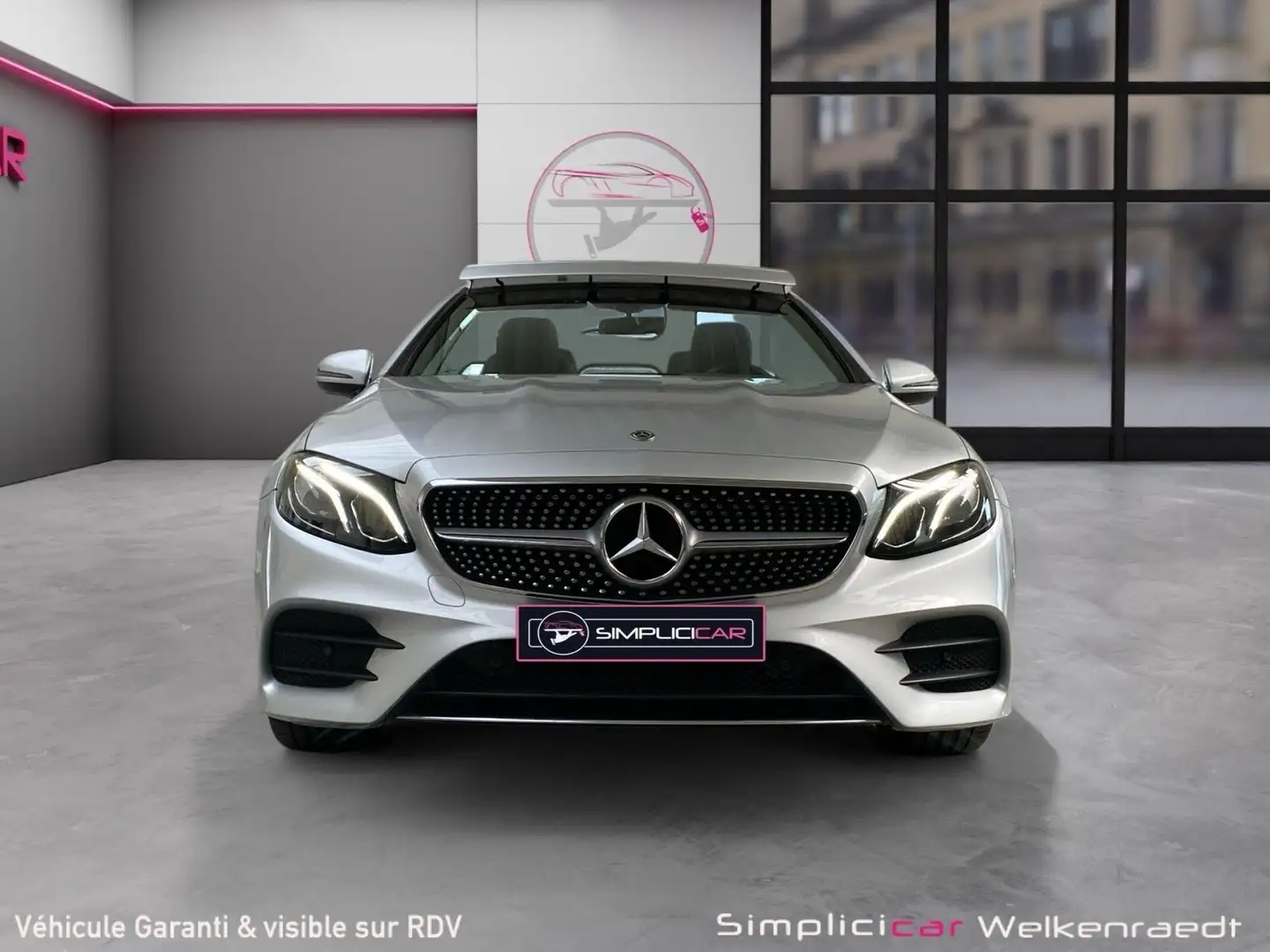 Mercedes-Benz E 220 D CABRIOLET-AMG LINE-S. CHAUFF-CUIR-NAVI-CAMERA Zilver - 2