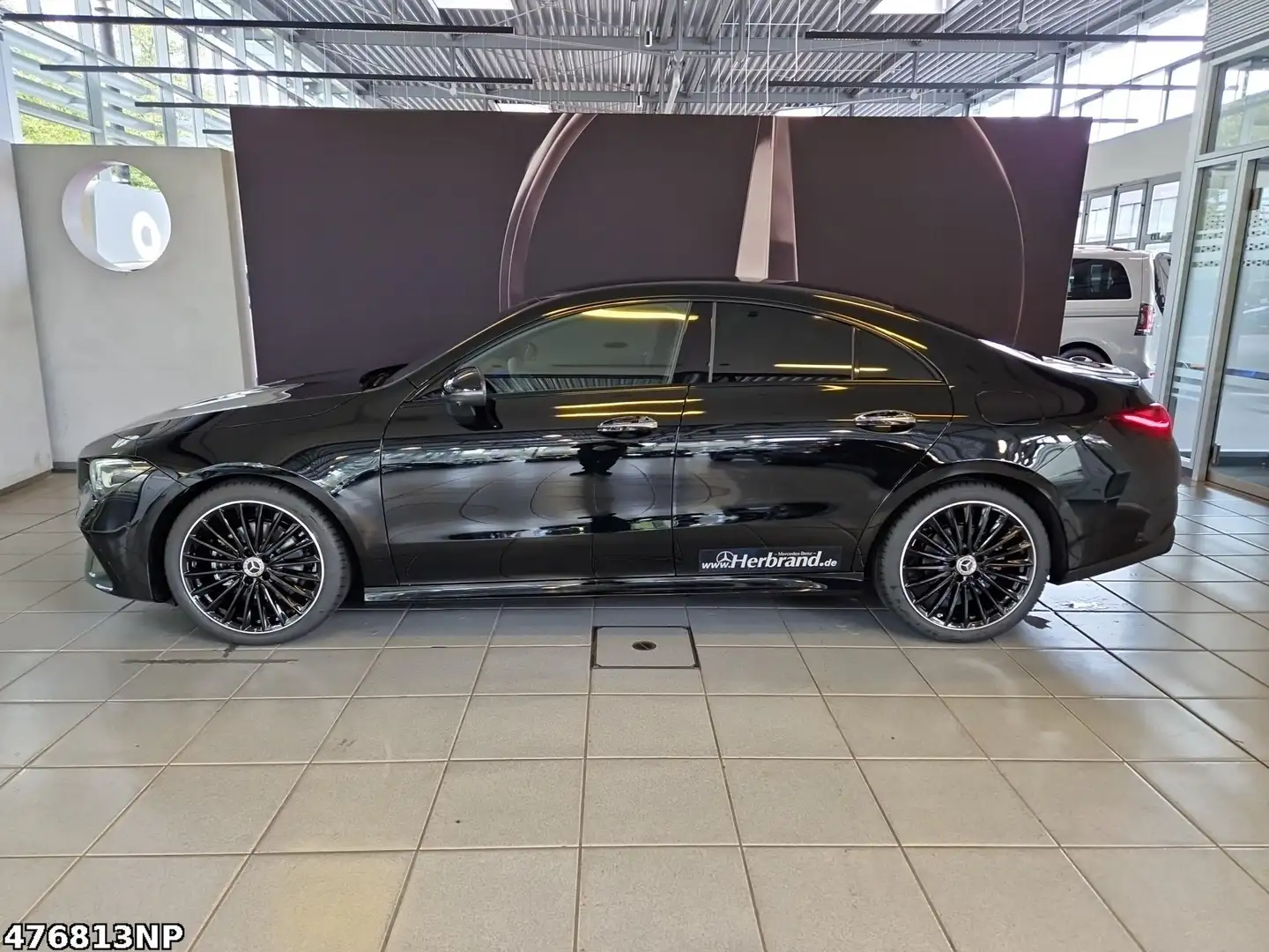 Mercedes-Benz CLA 180 Coupé +AMG+360+BURMESTER+KEYLESS+ Schwarz - 2