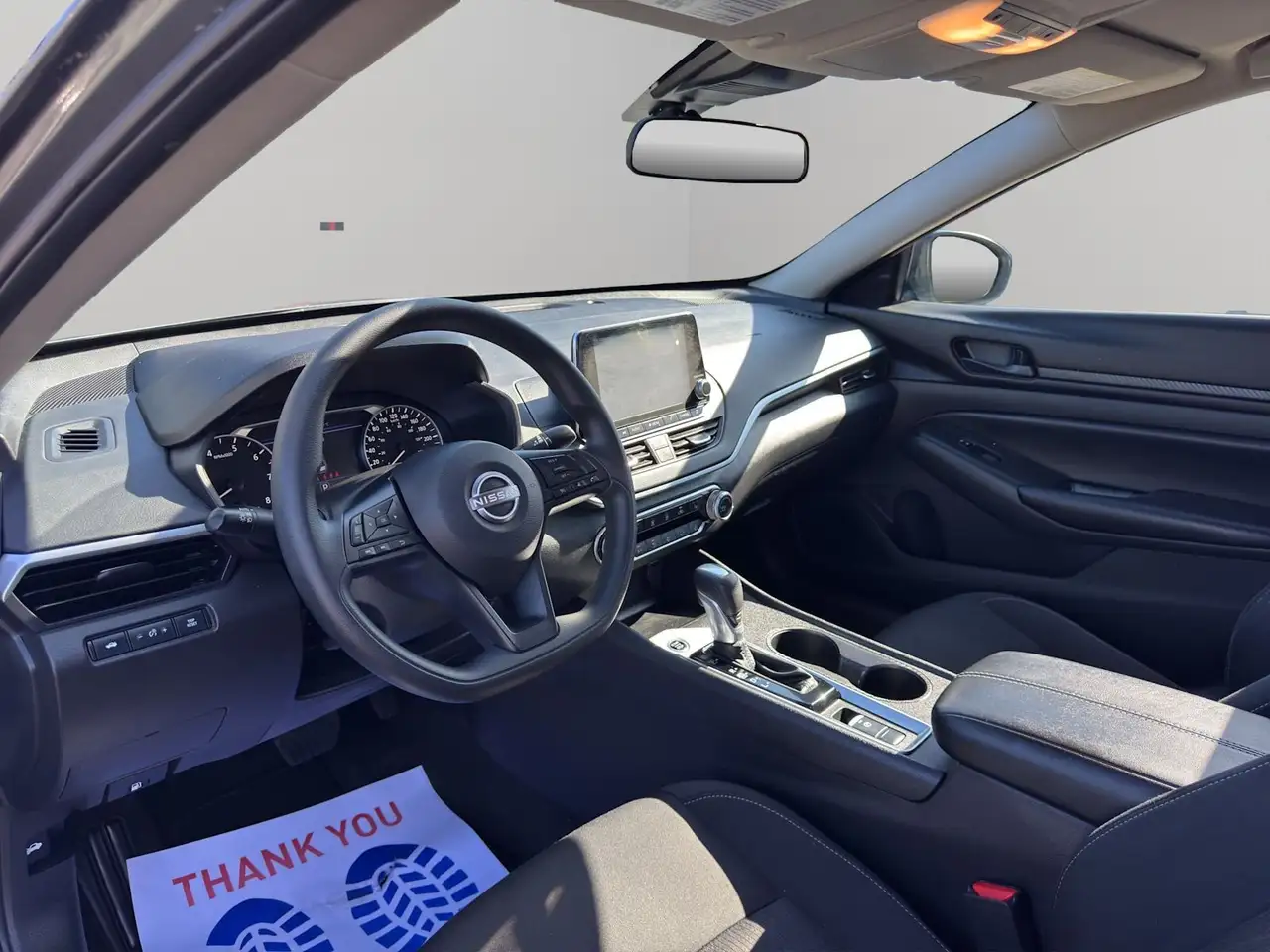 Nissan Altima снимка Nissan Altima