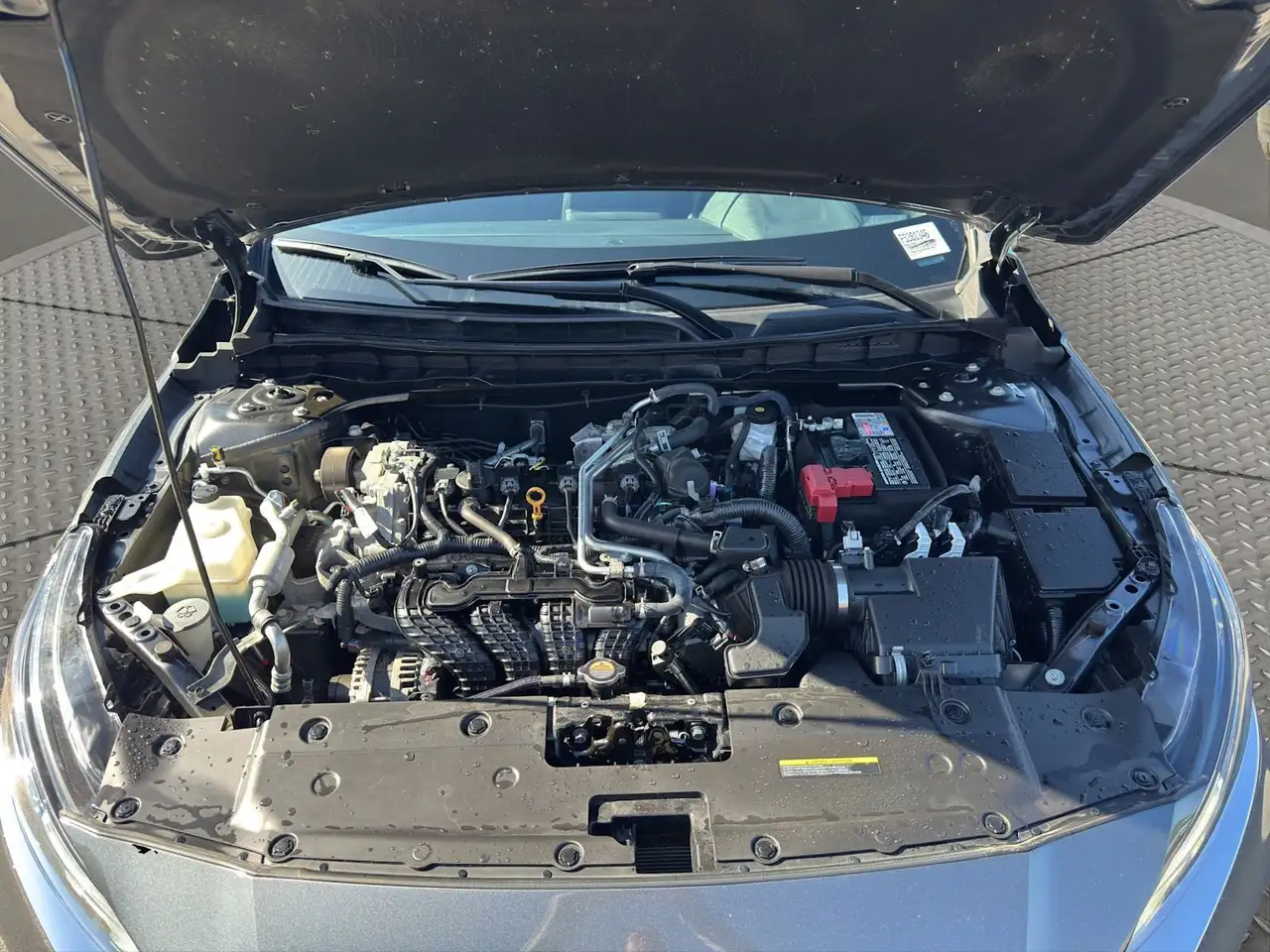 Nissan Altima снимка Nissan Altima