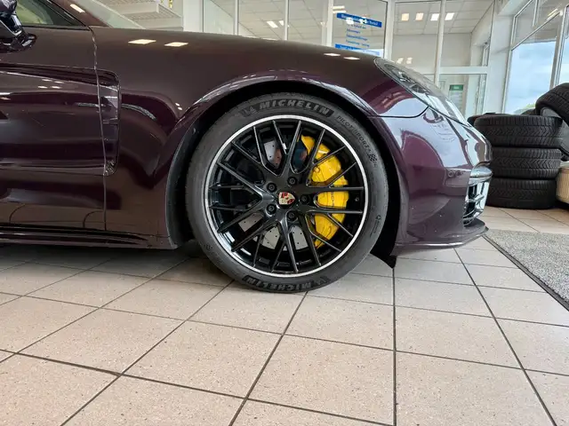Porsche Panamera view 6