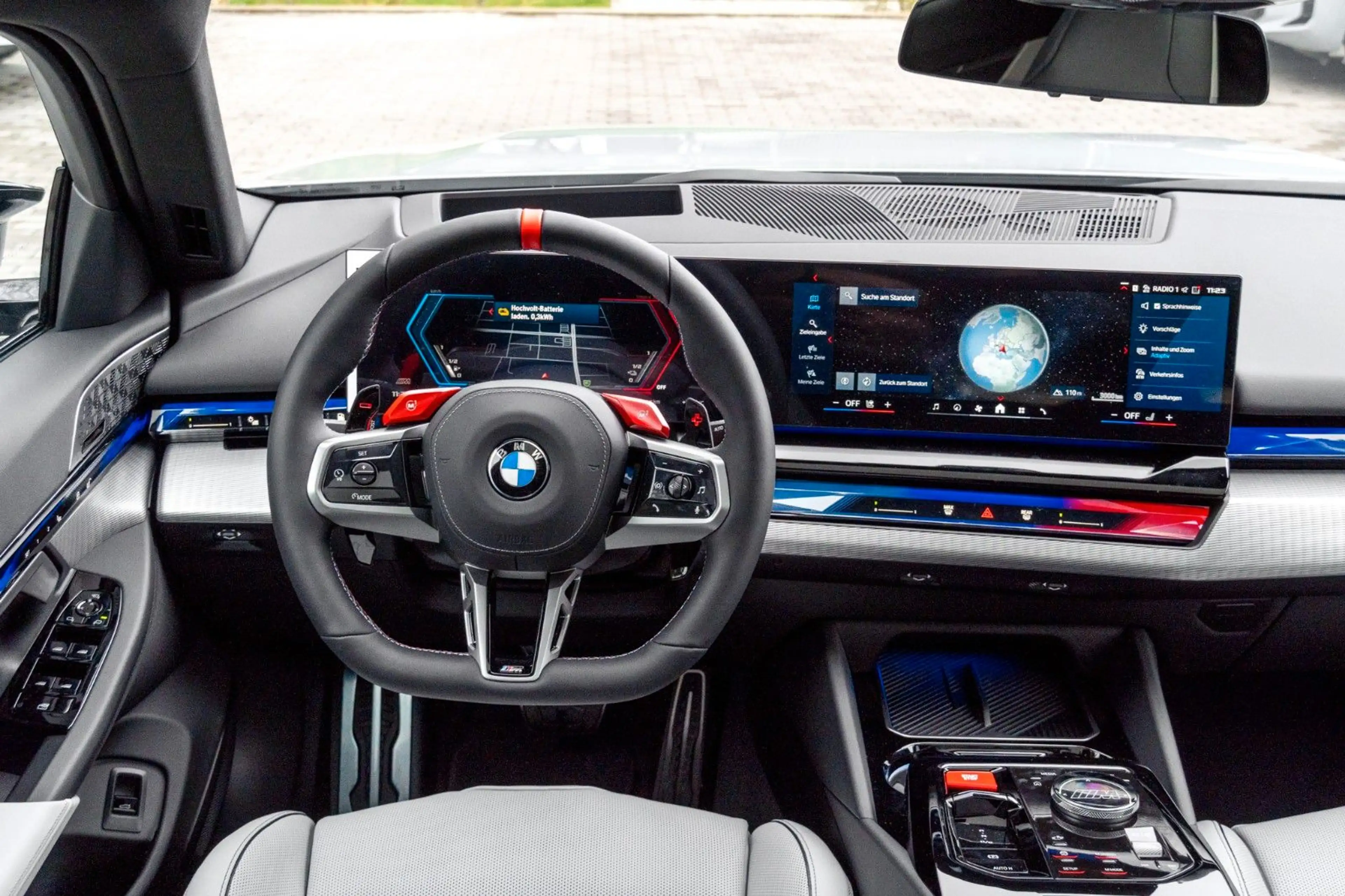 BMW M5 Touring DR.ASS.PLUS.PANORAMA.360°.LED.B&W.AHK — photo 13