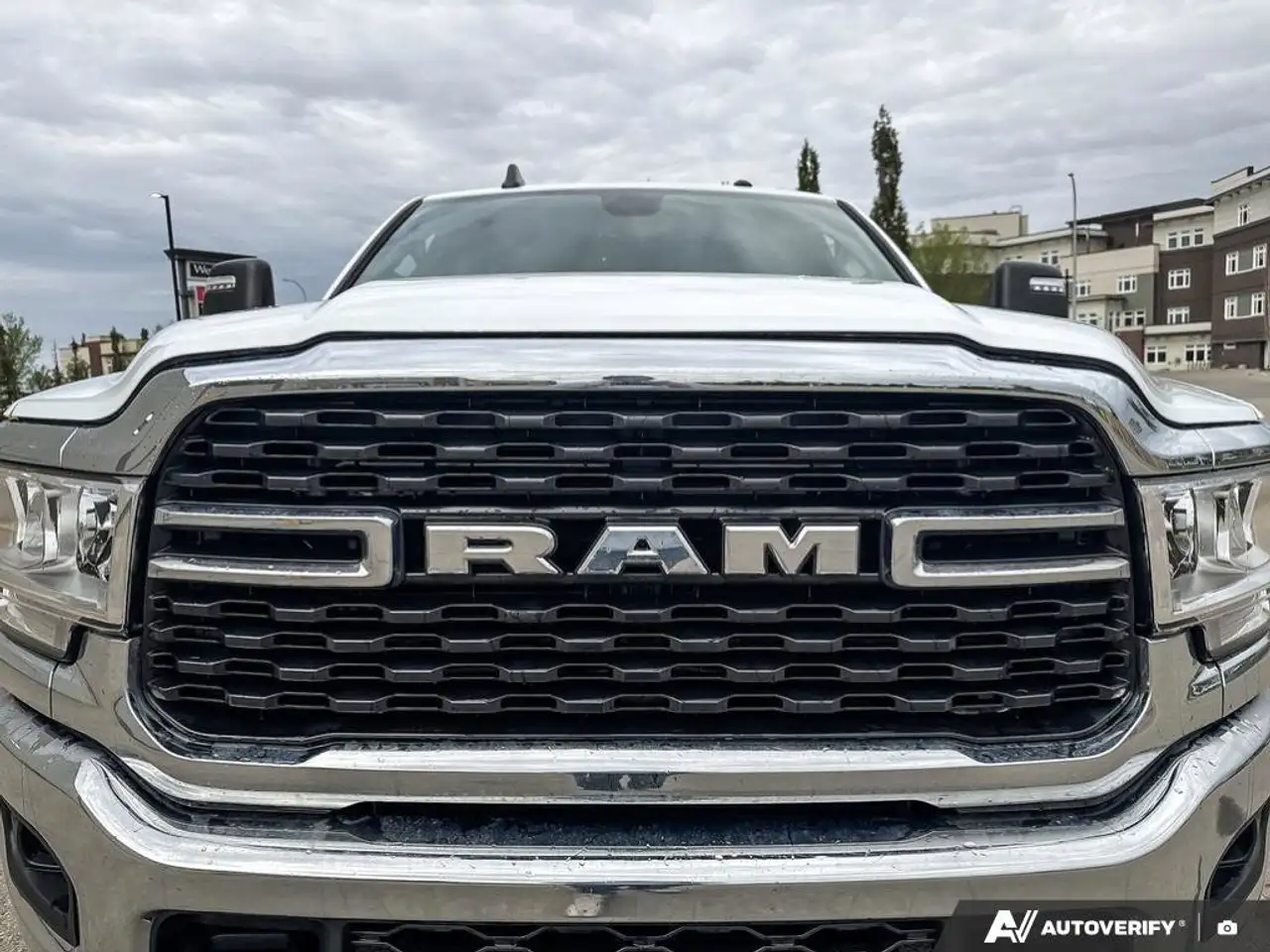 RAM 3500 снимка RAM 3500