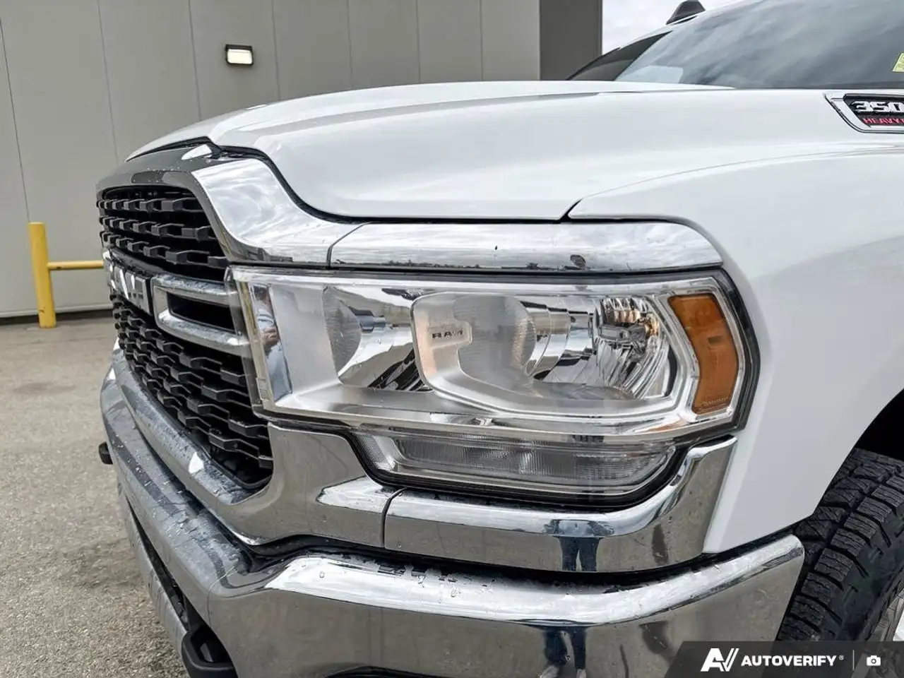 RAM 3500 снимка RAM 3500