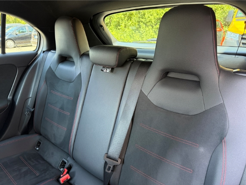 Mercedes-Benz A 200 AMG Line 7G-DCT NaviPremium LED PARKTRONIC — photo 17