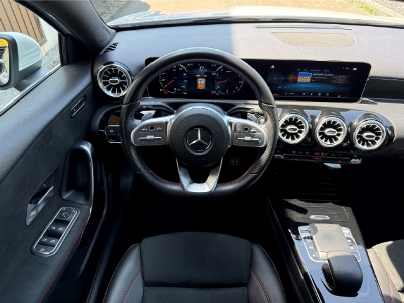 Mercedes-Benz A 200 AMG Line 7G-DCT NaviPremium LED PARKTRONIC — photo 12