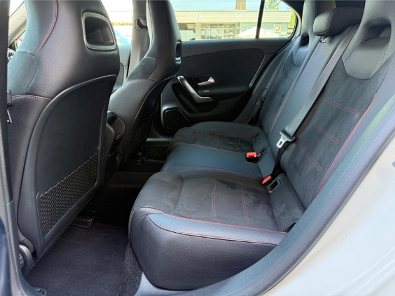 Mercedes-Benz A 200 AMG Line 7G-DCT NaviPremium LED PARKTRONIC — photo 18