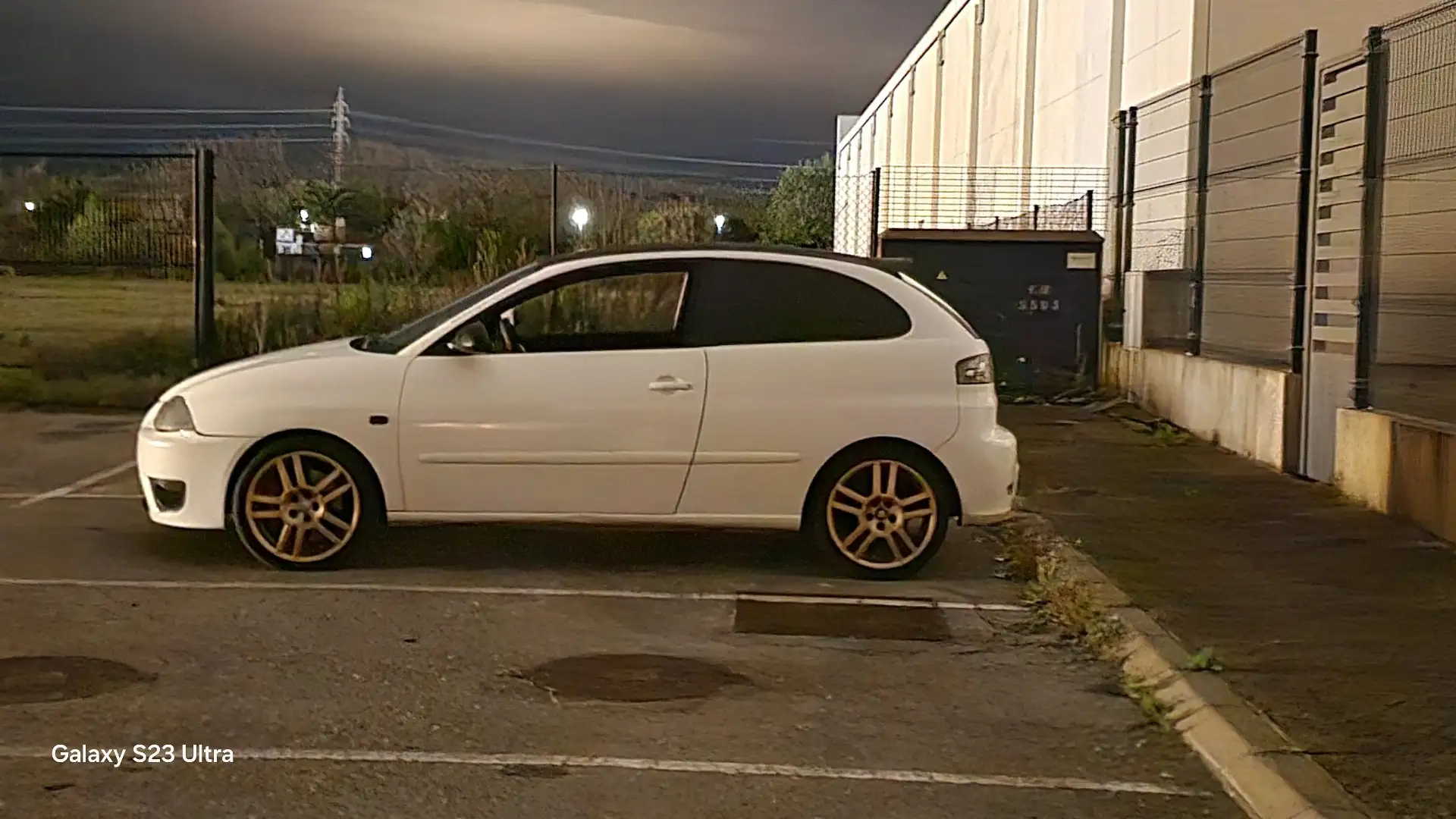 SEAT Ibiza 1.8 20 VT Cupra 180 - 1