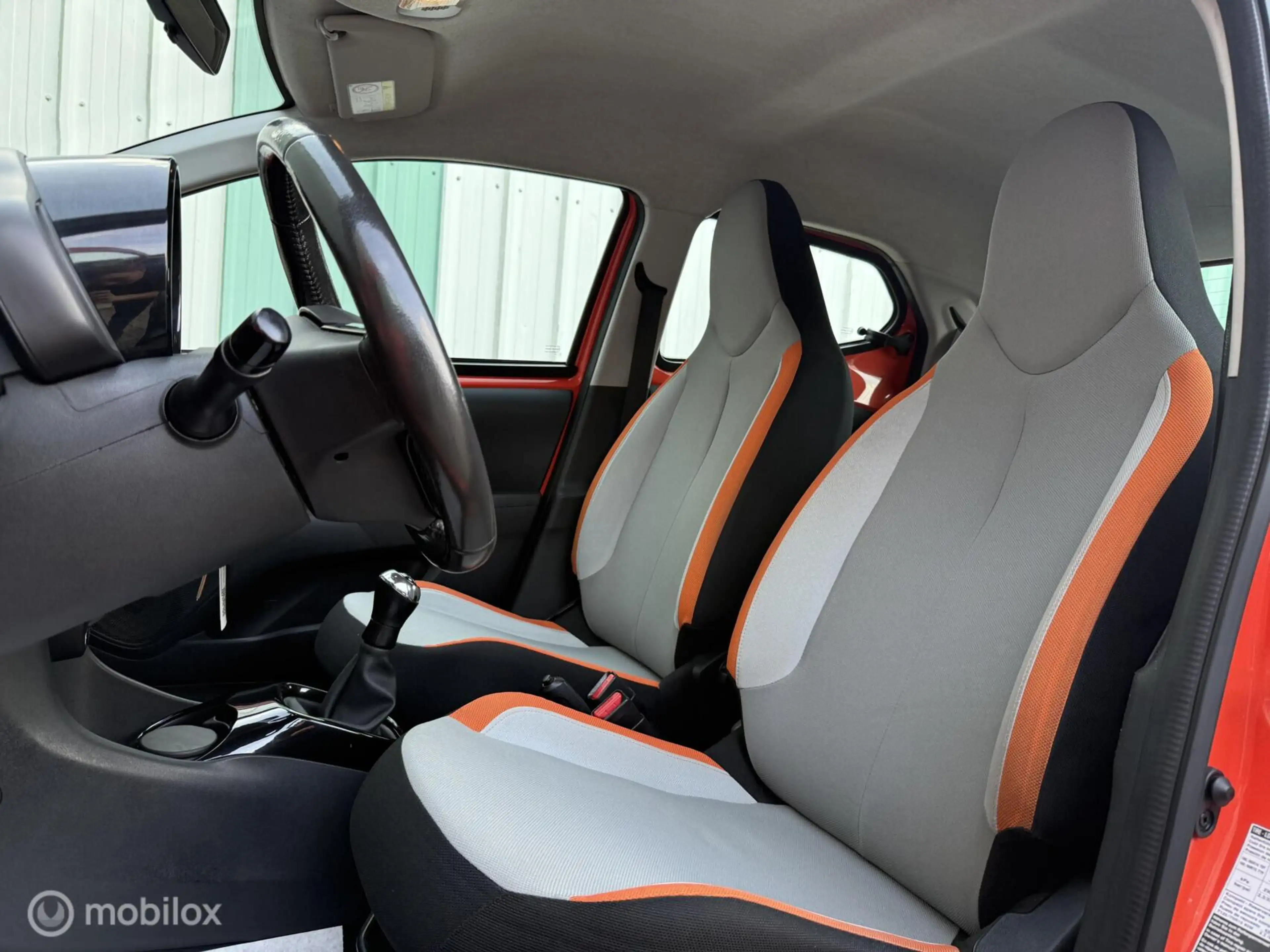 Toyota Aygo 1.0 VVT-i x-cite | CarPlay | Camera | Cruise — photo 4