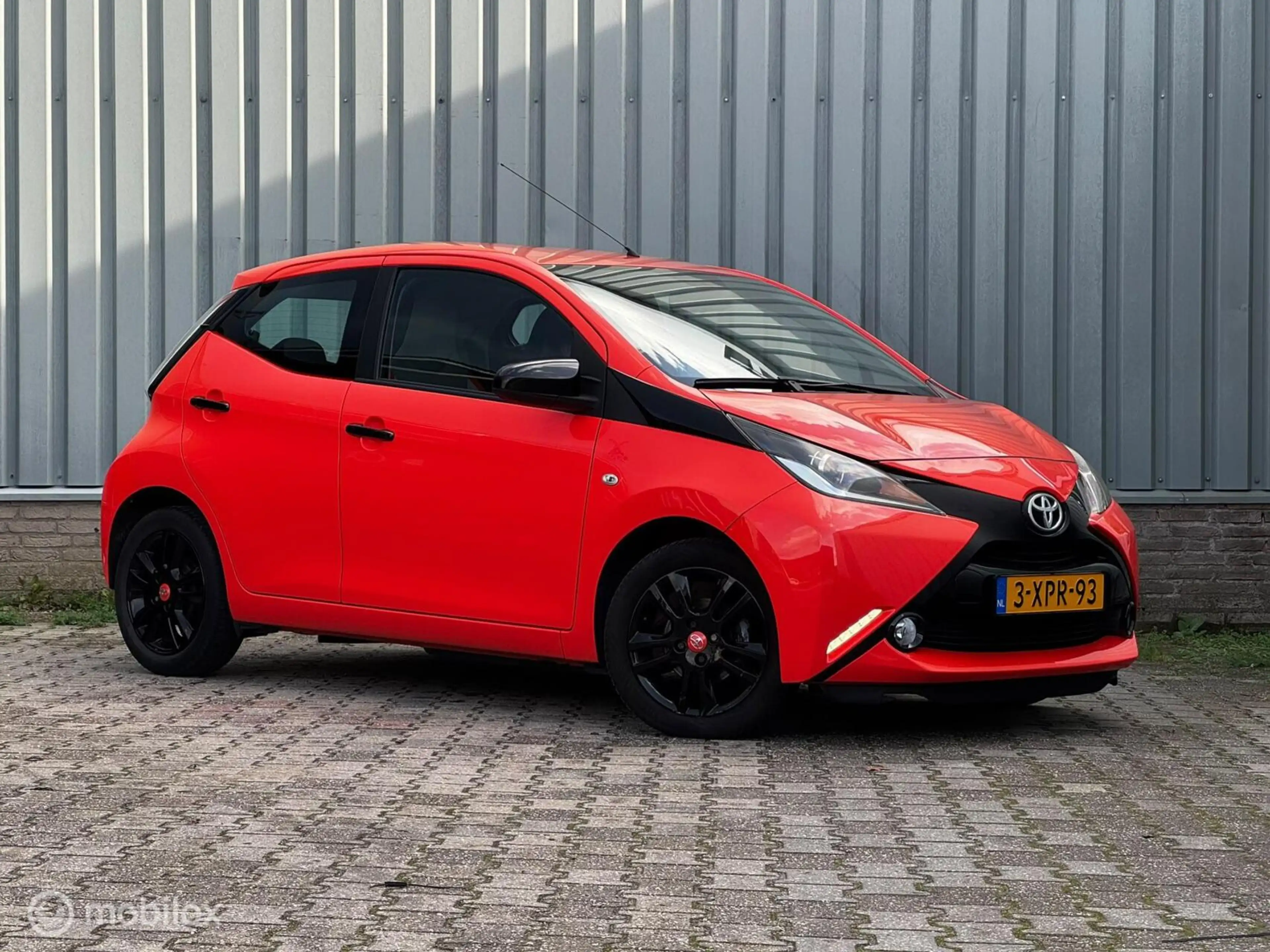 Toyota Aygo 1.0 VVT-i x-cite | CarPlay | Camera | Cruise — photo 16