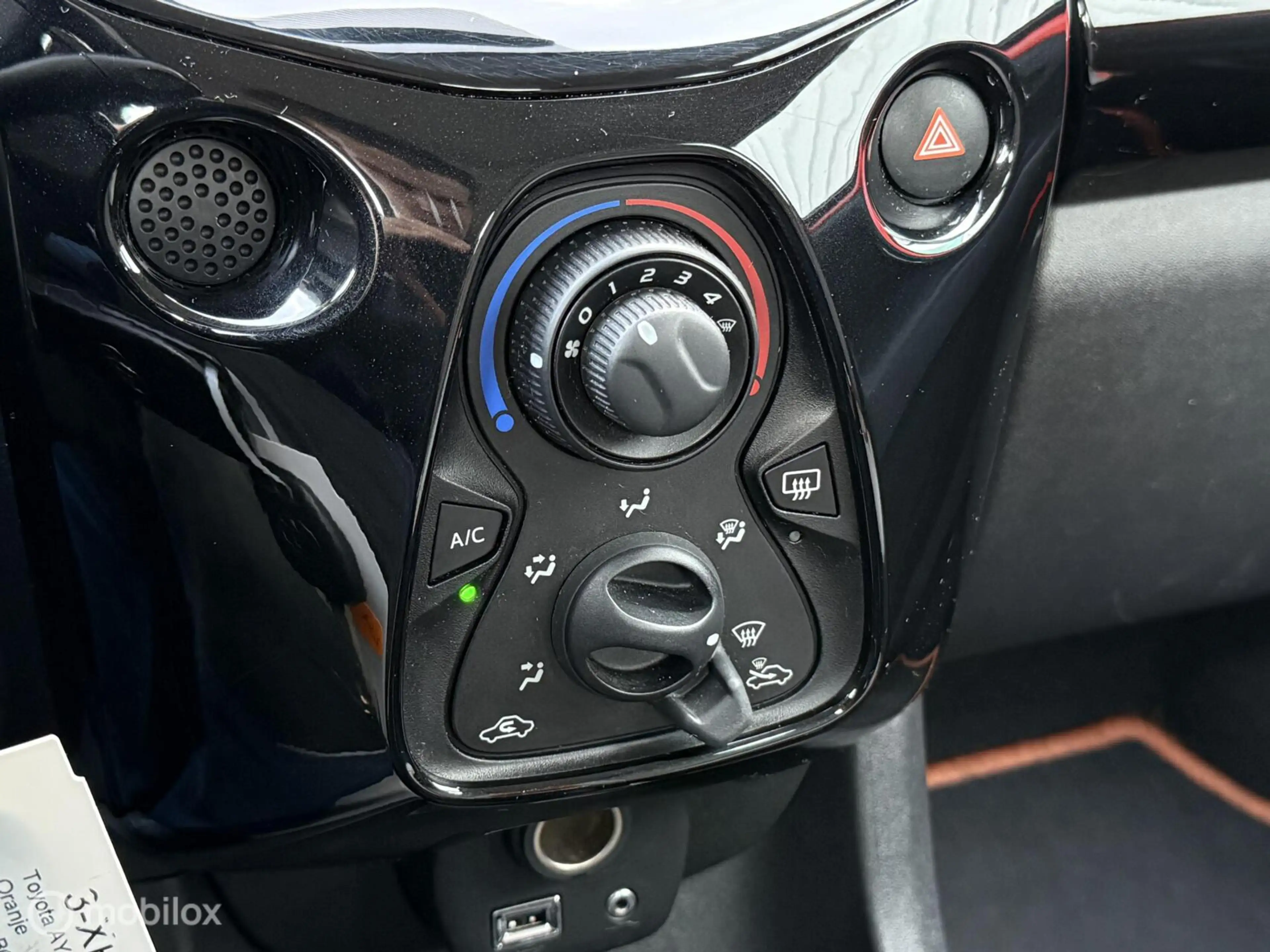 Toyota Aygo 1.0 VVT-i x-cite | CarPlay | Camera | Cruise — photo 11