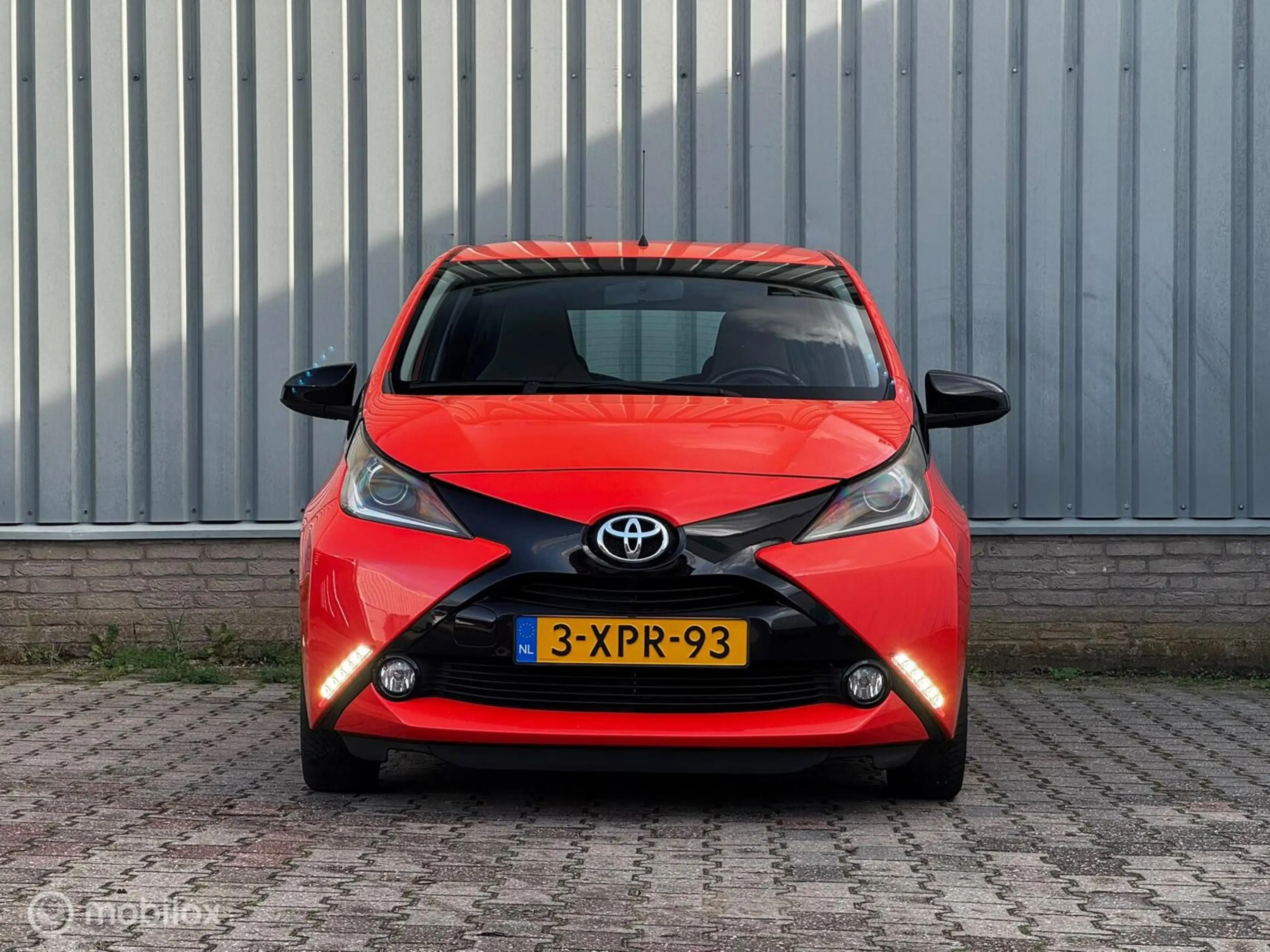 Toyota Aygo 1.0 VVT-i x-cite | CarPlay | Camera | Cruise — photo 14