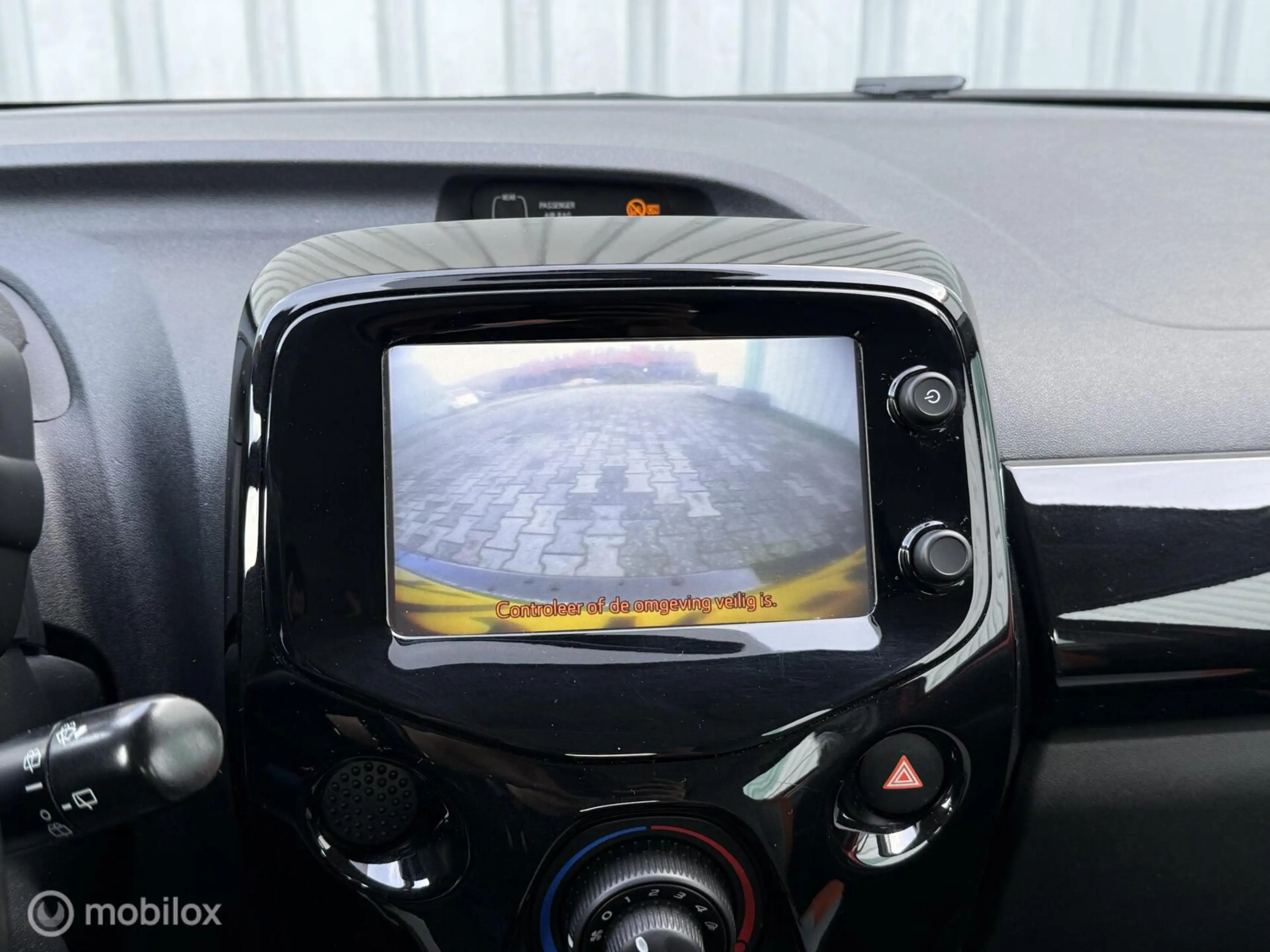 Toyota Aygo 1.0 VVT-i x-cite | CarPlay | Camera | Cruise — photo 10