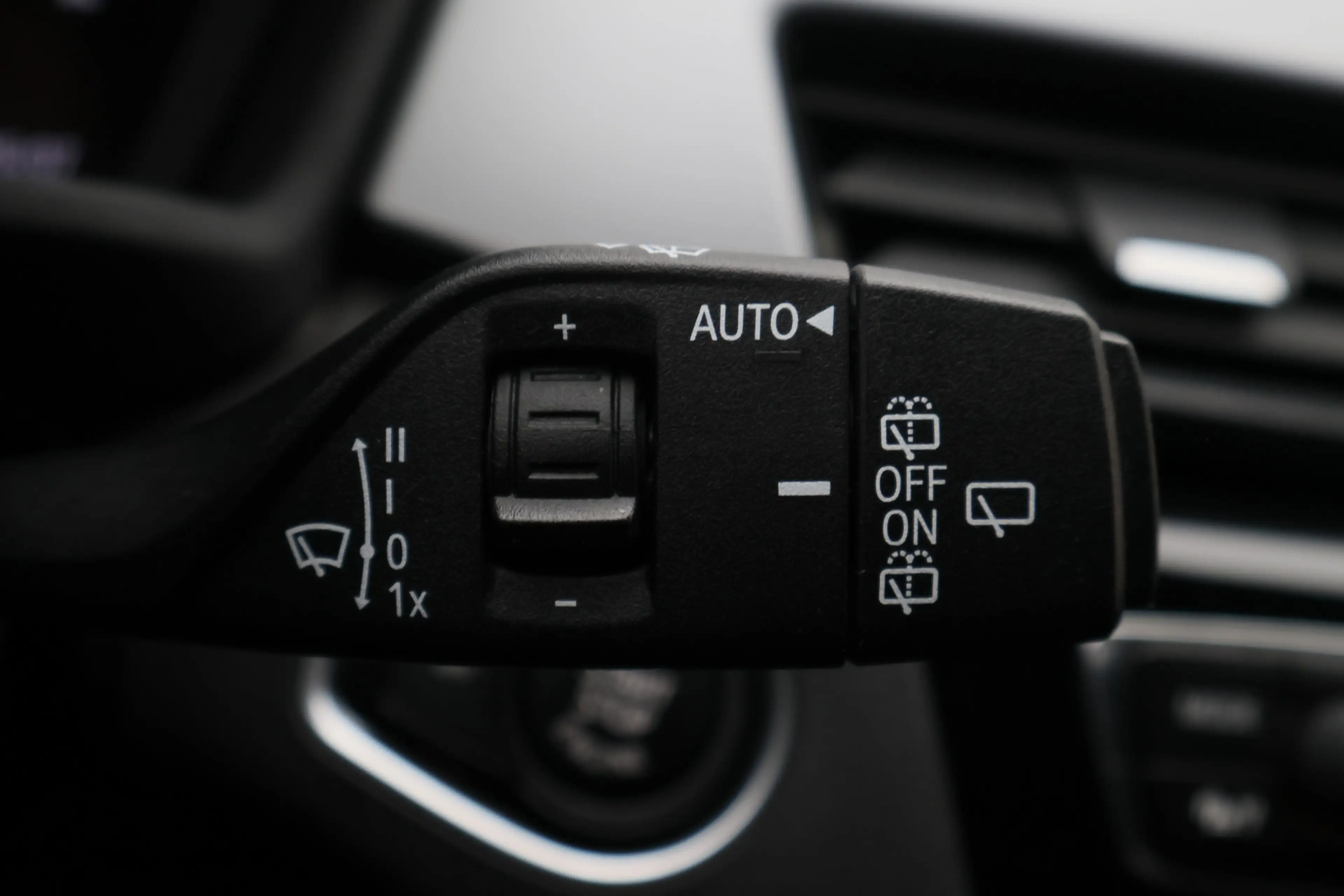 BMW X1 sDrive16d High Executive — photo 30