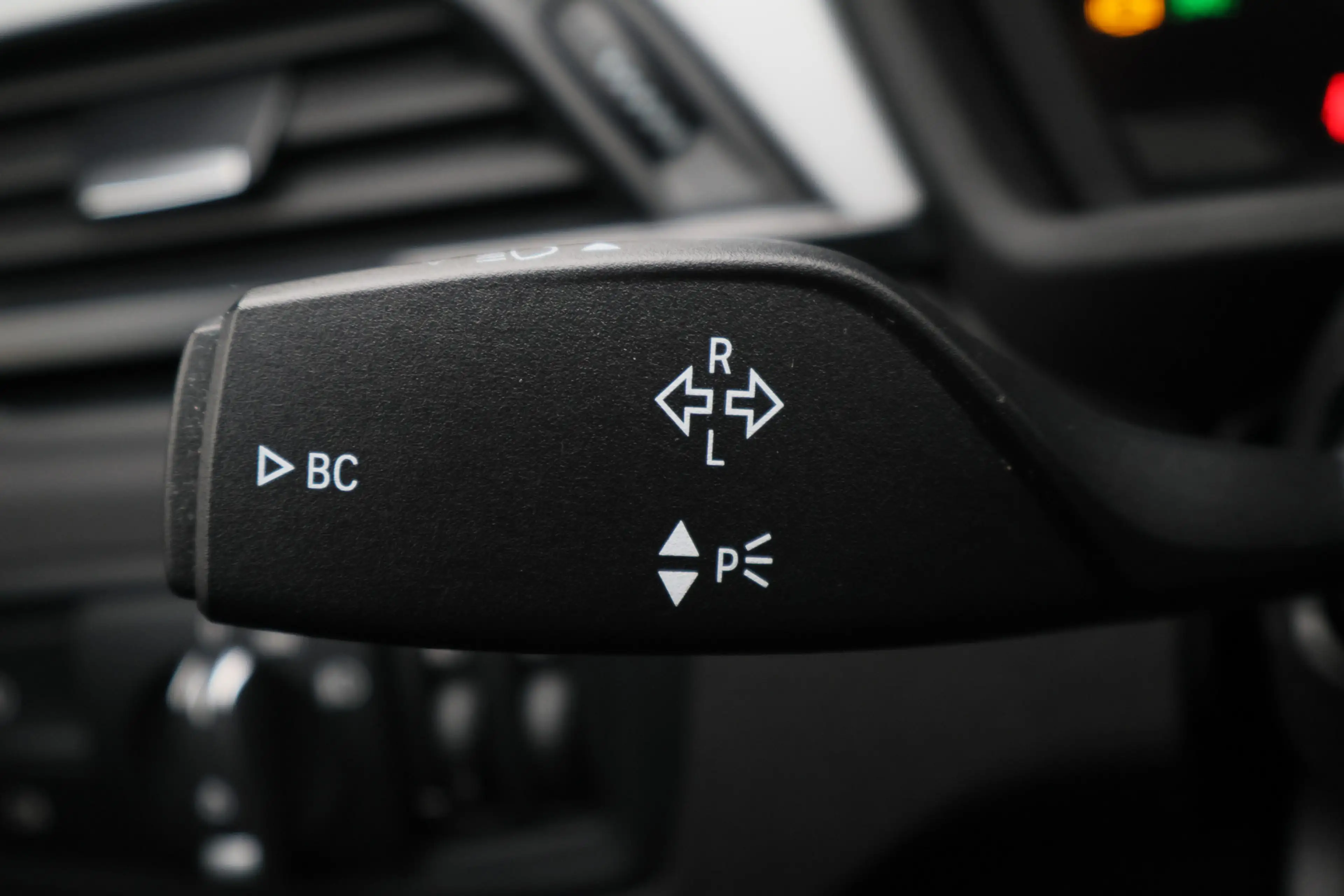 BMW X1 sDrive16d High Executive — photo 27