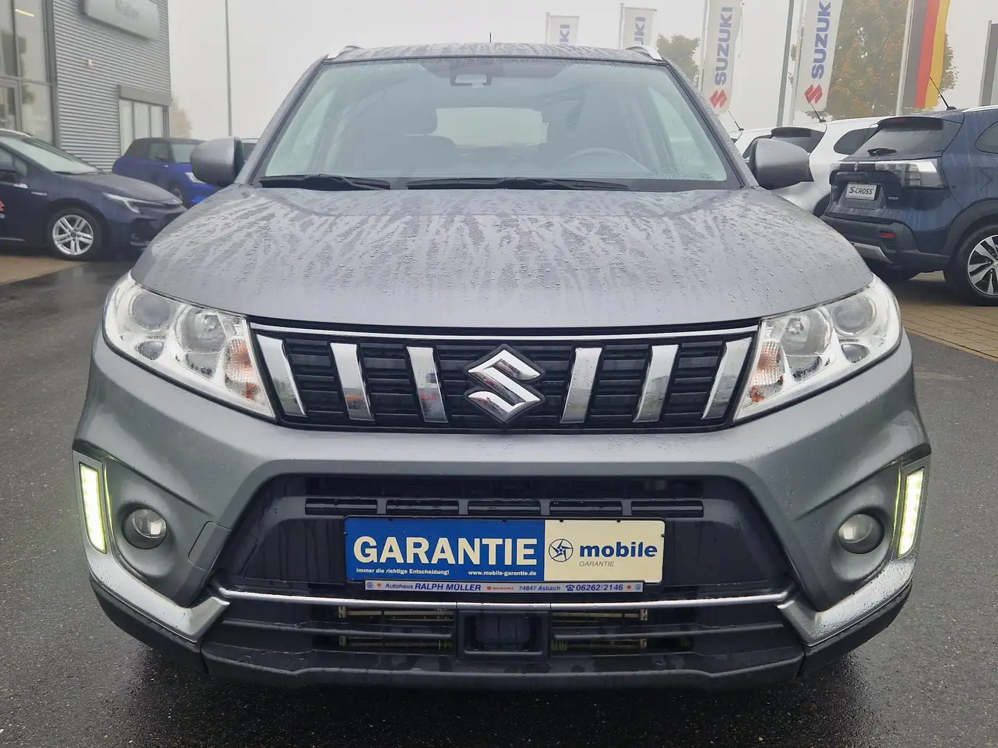 Suzuki Vitara Vitara 1.4 Boosterjet Allgrip Comfort Navi AHK Grau - 2