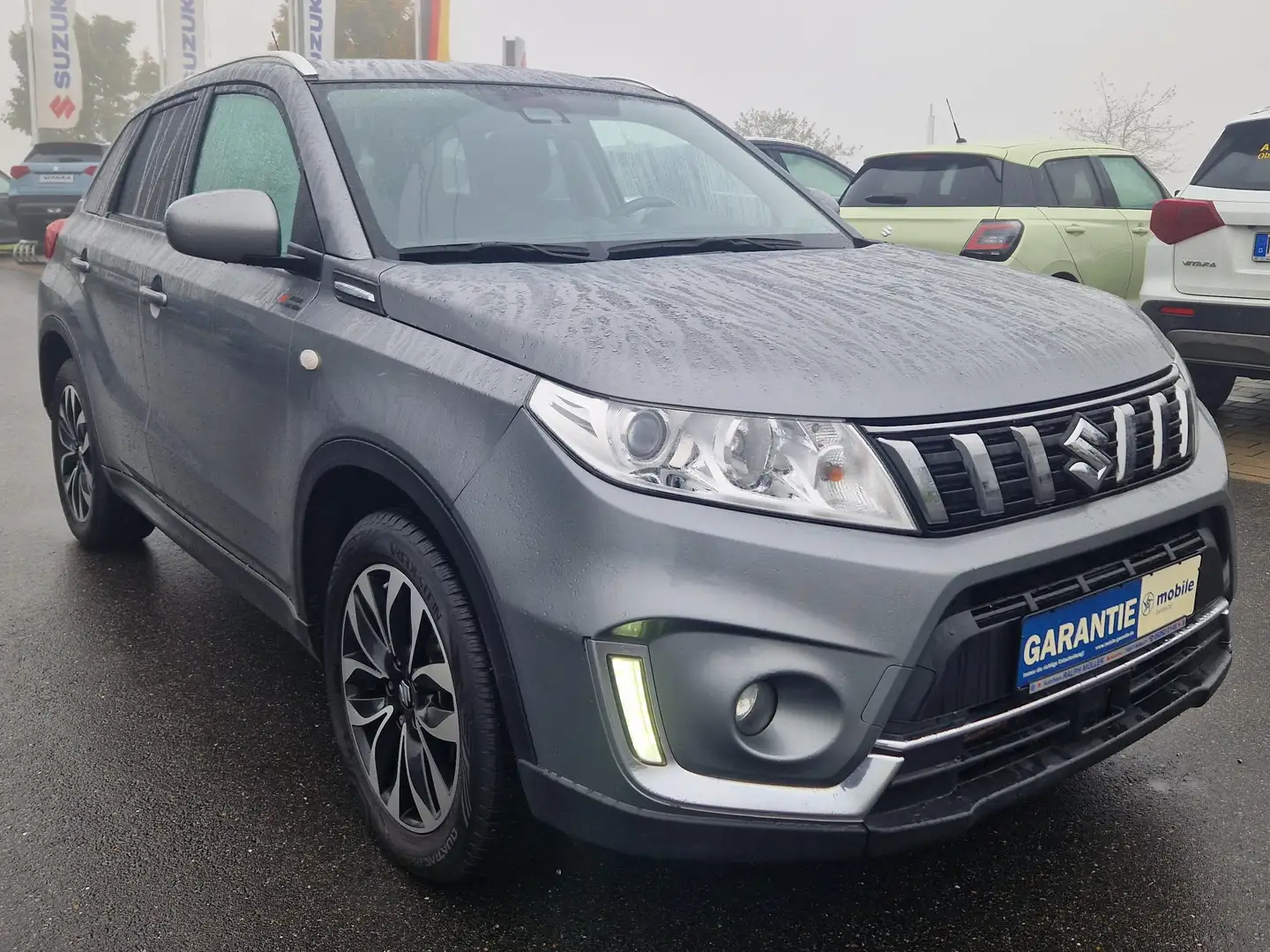 Suzuki Vitara Vitara 1.4 Boosterjet Allgrip Comfort Navi AHK Grau - 1